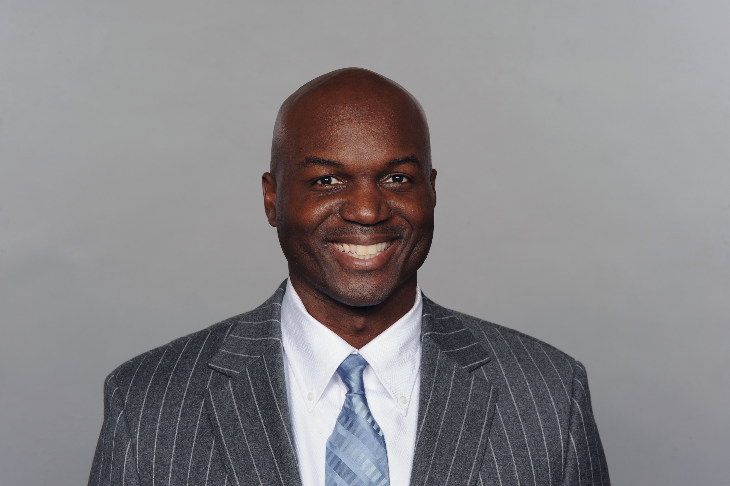 MIAMI - 2009: Todd Bowles of the Miami Dolphins poses for his 2009 NFL headshot at photo day in Miami, Florida. (Photo by NFL Photos) MIAMI - 2009: Todd Bowles of the Miami Dolphins poses for his 2009 NFL headshot at photo day in Miami, Florida. (Photo by NFL Photos)