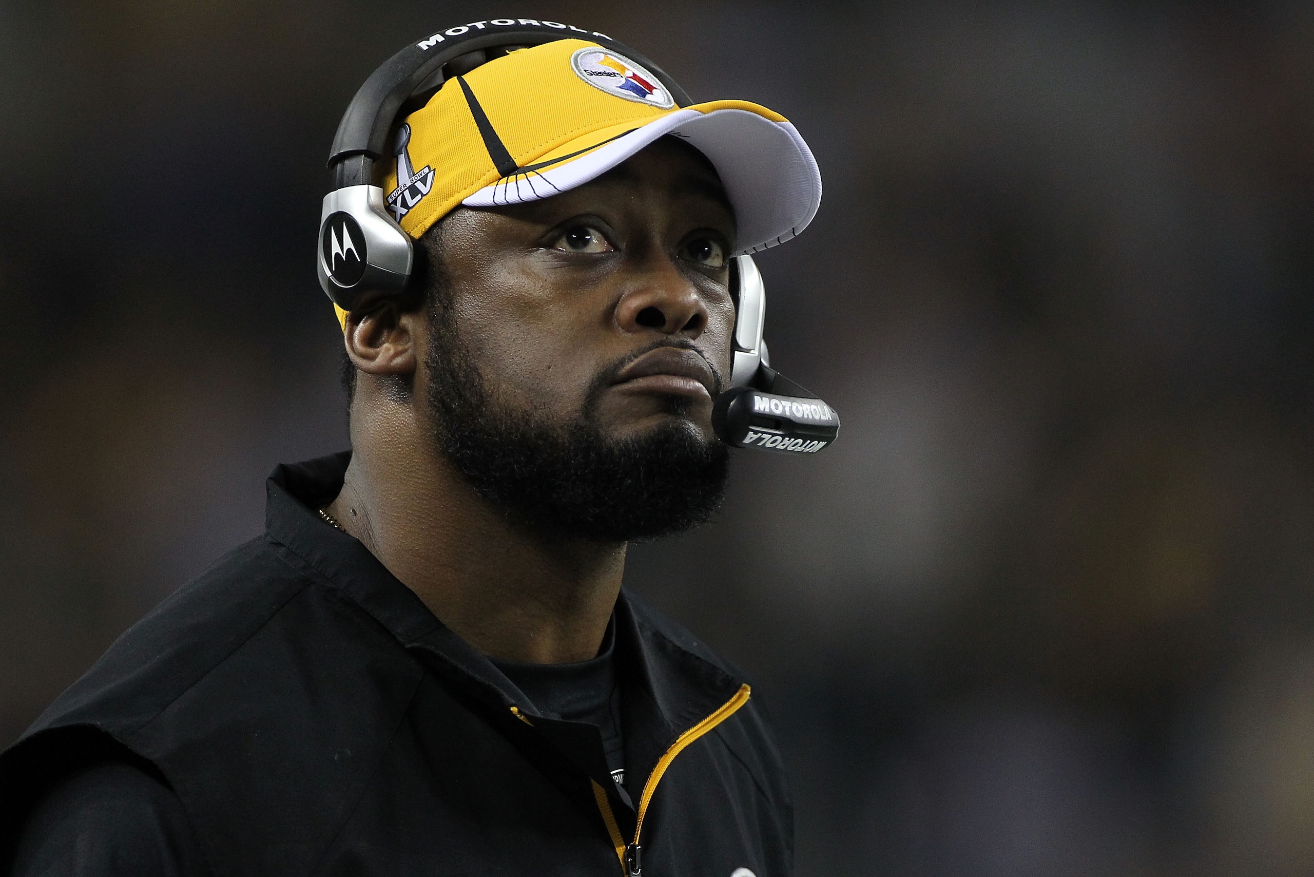 ARLINGTON, TX - FEBRUARY 06: Head coach Mike Tomlin of the Pittsburgh Steelers looks on against the Green Bay Packers during the second quarter of Super Bowl XLV at Cowboys Stadium on February 6, 2011 in Arlington, Texas. (Photo by Doug Pensinger/Getty ARLINGTON, TX - FEBRUARY 06: Head coach Mike Tomlin of the Pittsburgh Steelers looks on against the Green Bay Packers during the second quarter of Super Bowl XLV at Cowboys Stadium on February 6, 2011 in Arlington, Texas. (Photo by Doug Pensinger/Getty