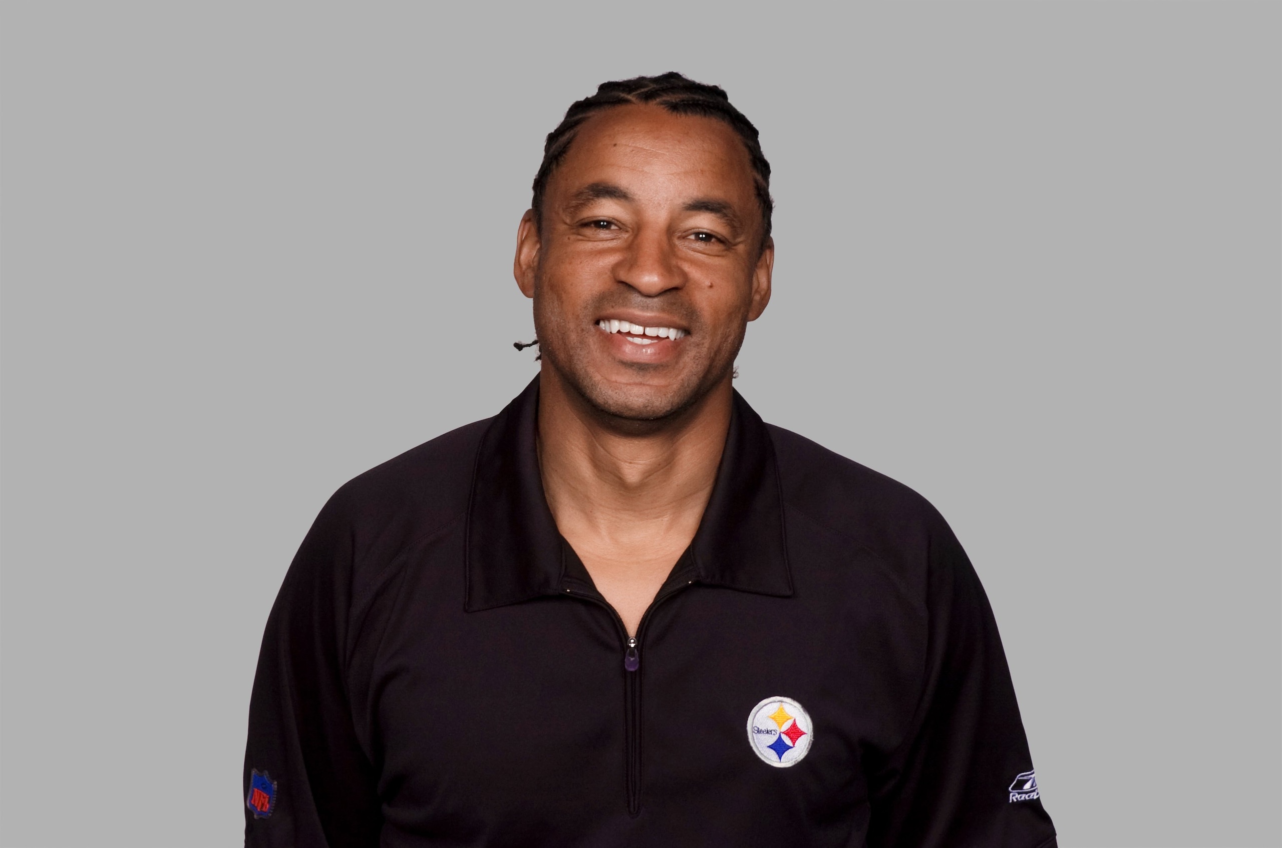 PITTSBURGH - 2008: Ray Horton of the Pittsburgh Steelers poses for his 2008 NFL headshot at photo day in Pittsburgh, Pennsylvania. (Photo by Getty Images) PITTSBURGH - 2008: Ray Horton of the Pittsburgh Steelers poses for his 2008 NFL headshot at photo day in Pittsburgh, Pennsylvania. (Photo by Getty Images)