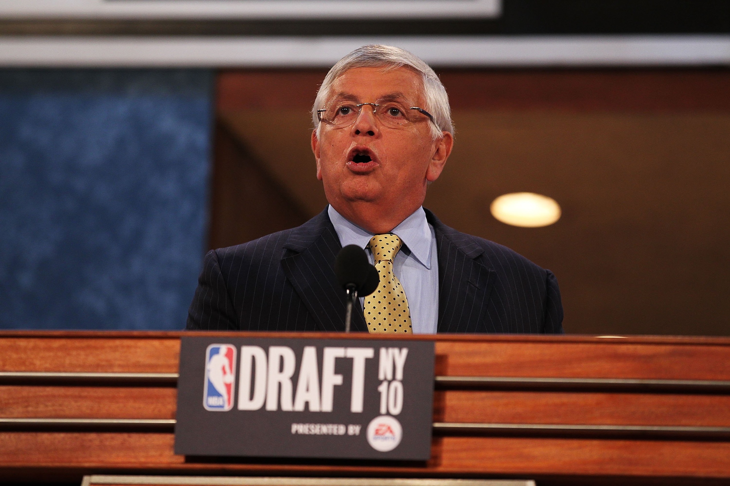 NEW YORK - JUNE 24:  NBA Commisioner David Stern speaks at the NBA Draft at Madison Square Garden on June 24, 2010 in New York, New York.  (Photo by Al Bello/Getty Images)