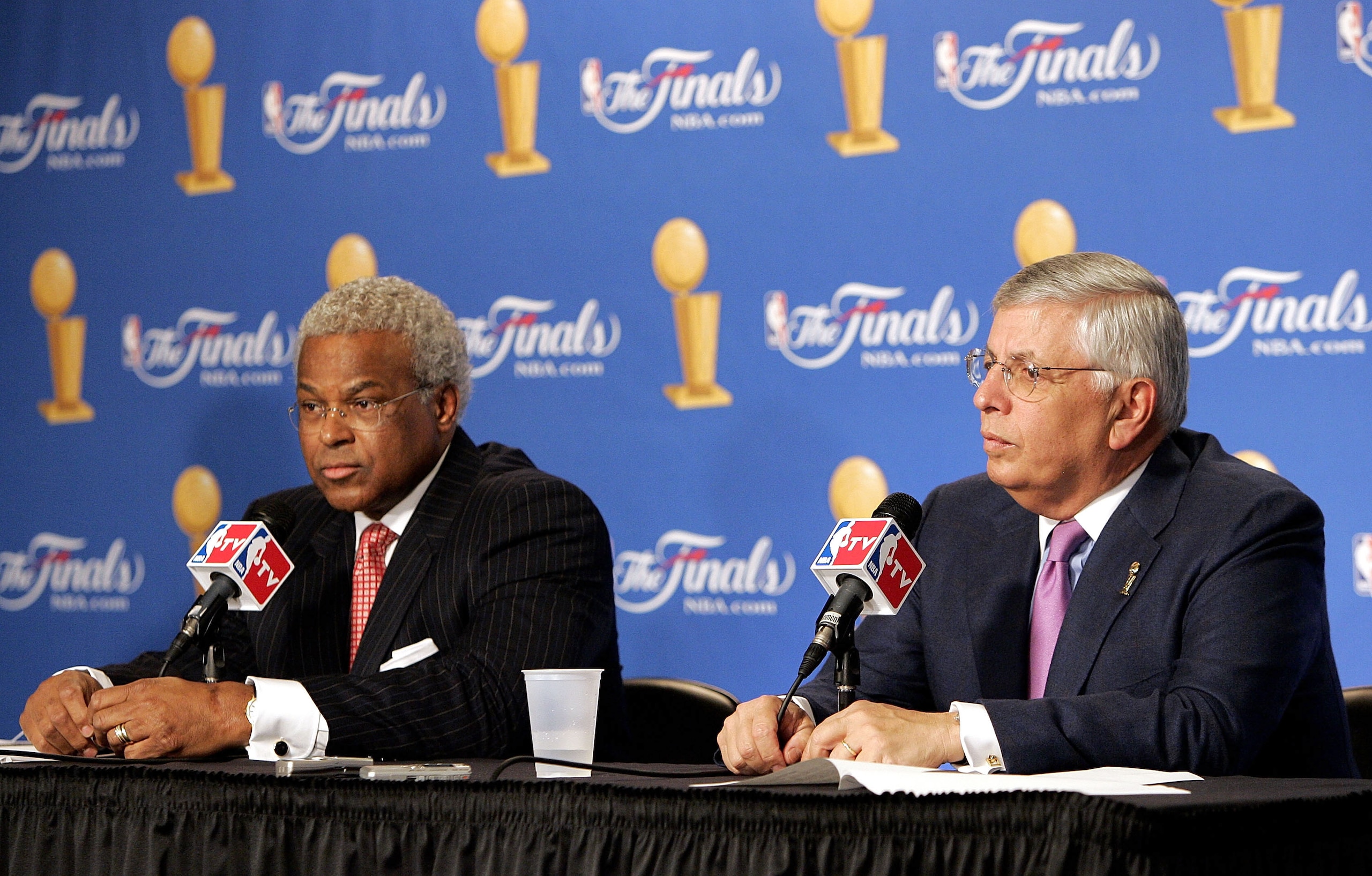 SAN ANTONIO - JUNE 21: (L-R) Billy Hunter, President of the NBA Players Association and NBA commissioner David Stern speak at a press conference announcing that the NBA and the NBA Players Association have agreed in principal on a new 6-year Collective B SAN ANTONIO - JUNE 21: (L-R) Billy Hunter, President of the NBA Players Association and NBA commissioner David Stern speak at a press conference announcing that the NBA and the NBA Players Association have agreed in principal on a new 6-year Collective B