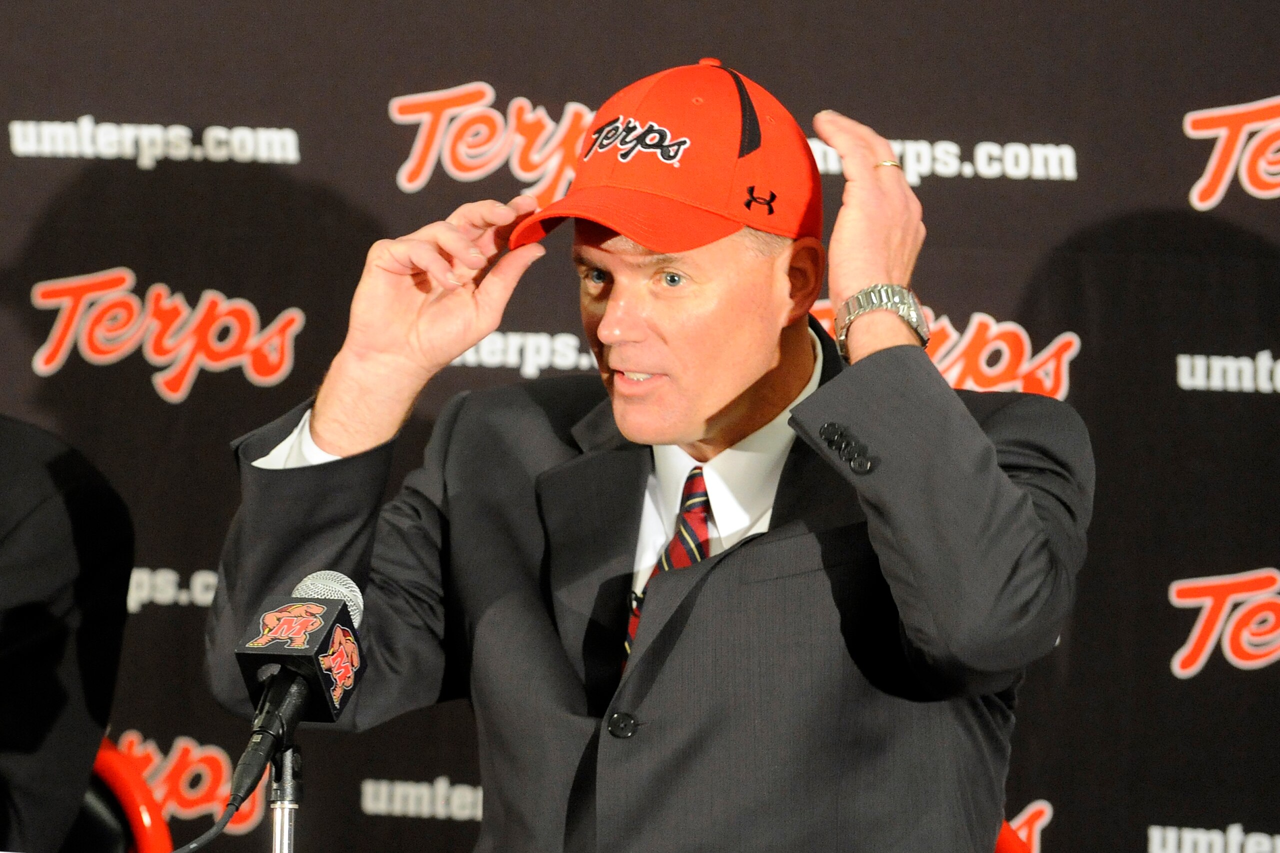 COLLEGE PARK, MD - JANUARY 3:  Randy Edsall is introduced as the University of Maryland Terps new head football coach during a press conference on January 3, 2011 at the Byrd Stadium in College Park, Maryland.  (Photo by Mitchell Layton/Getty Images)