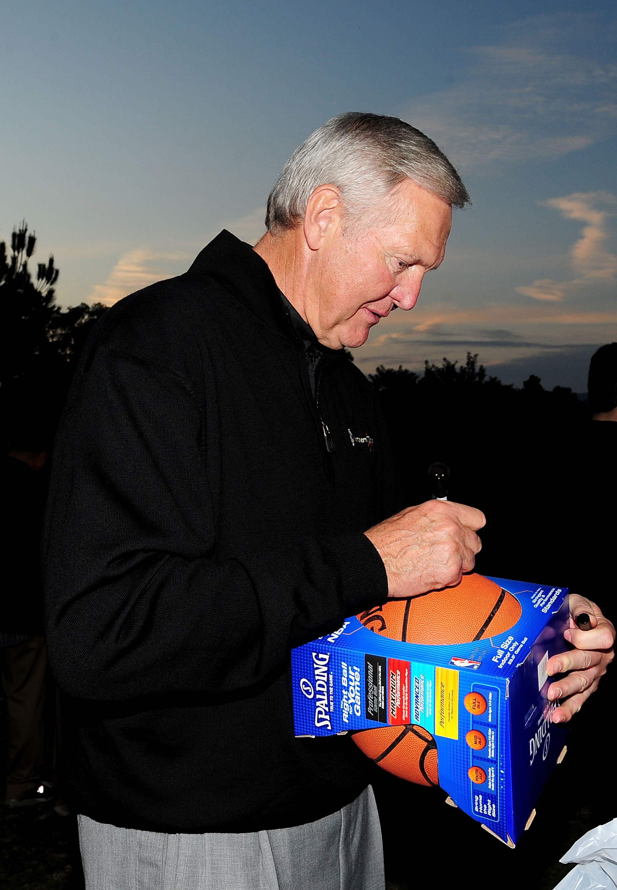 PACIFIC PALISADES, CA - FEBRUARY 02:  Jerry West signs autographs at the PGA Tour Golf Picnic before the start of the Northern Trust Open  on February 2, 2010 in Pacific Palisades, California.  (Photo by Jacob de Golish/Getty Images)