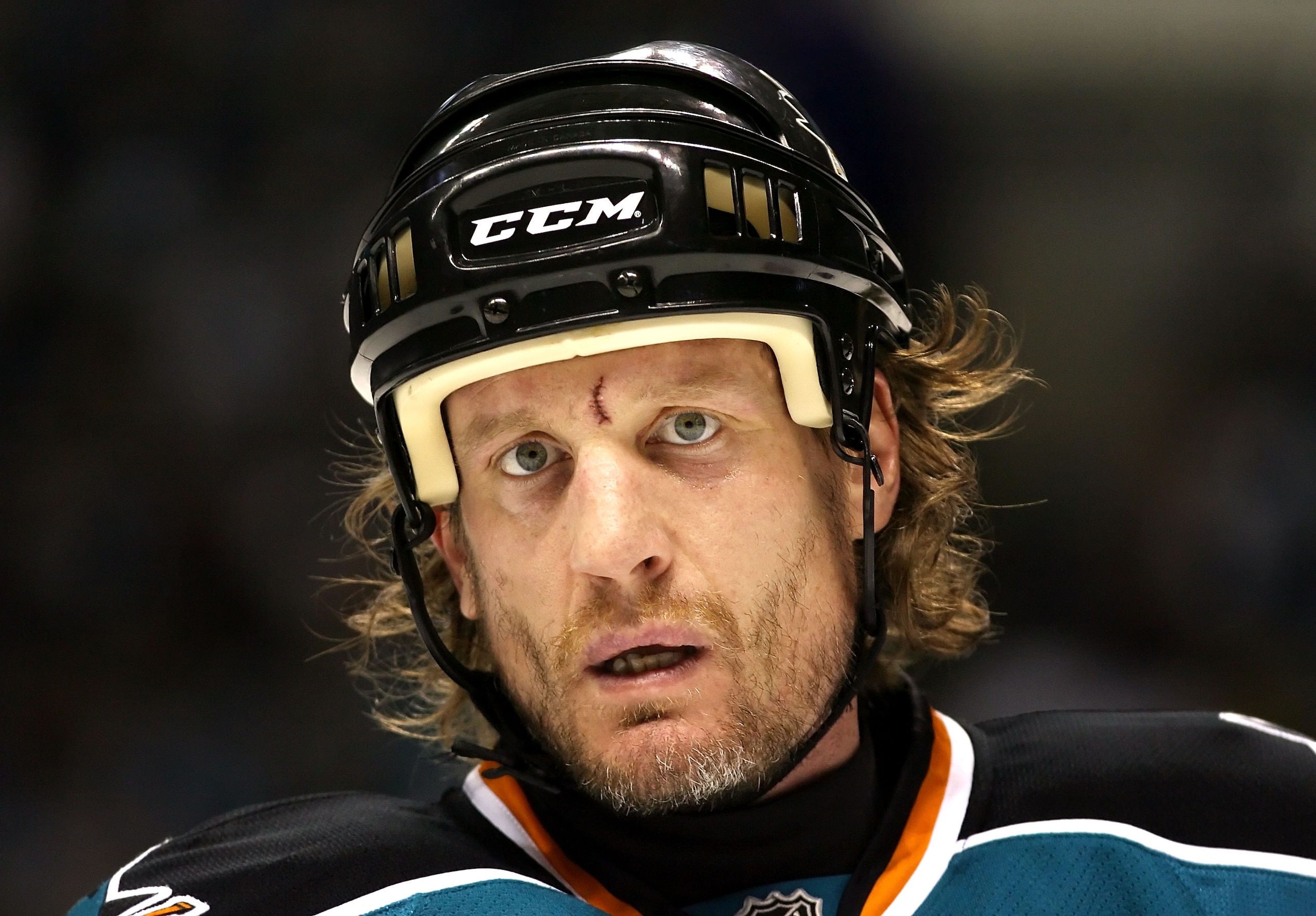 SAN JOSE, CA - APRIL 27:  Jeremy Roenick #27 of the San Jose Sharks skates up to a face off against the Dallas Stars during Game 2 of the Western Conference Semifinals of the 2008 NHL Stanley Cup Playoffs at HP Pavilion April 27, 2008 in San Jose, Califor