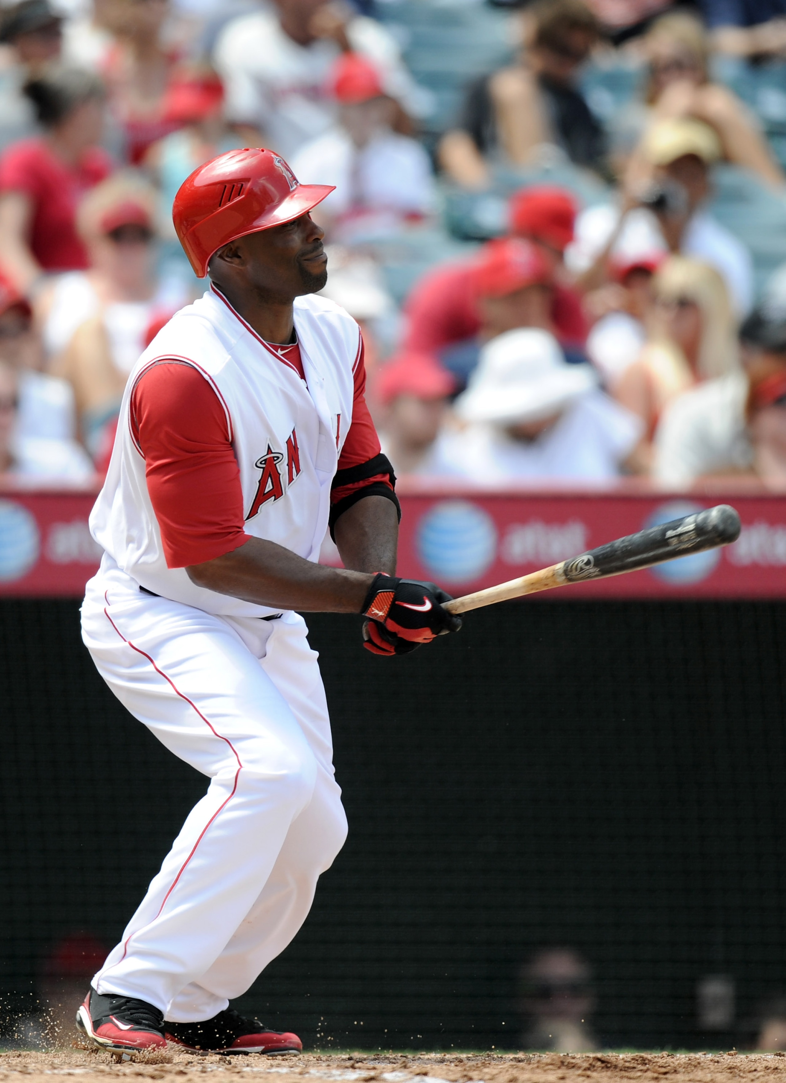 ANAHEIM, CA - AUGUST 29: Torii Hunter #48 of the Los Angeles Angels of Anaheim at bat against the Baltimore Orioles at Angel Stadium on August 29, 2010 in Anaheim, California. (Photo by Harry How/Getty Images) ANAHEIM, CA - AUGUST 29: Torii Hunter #48 of the Los Angeles Angels of Anaheim at bat against the Baltimore Orioles at Angel Stadium on August 29, 2010 in Anaheim, California. (Photo by Harry How/Getty Images)