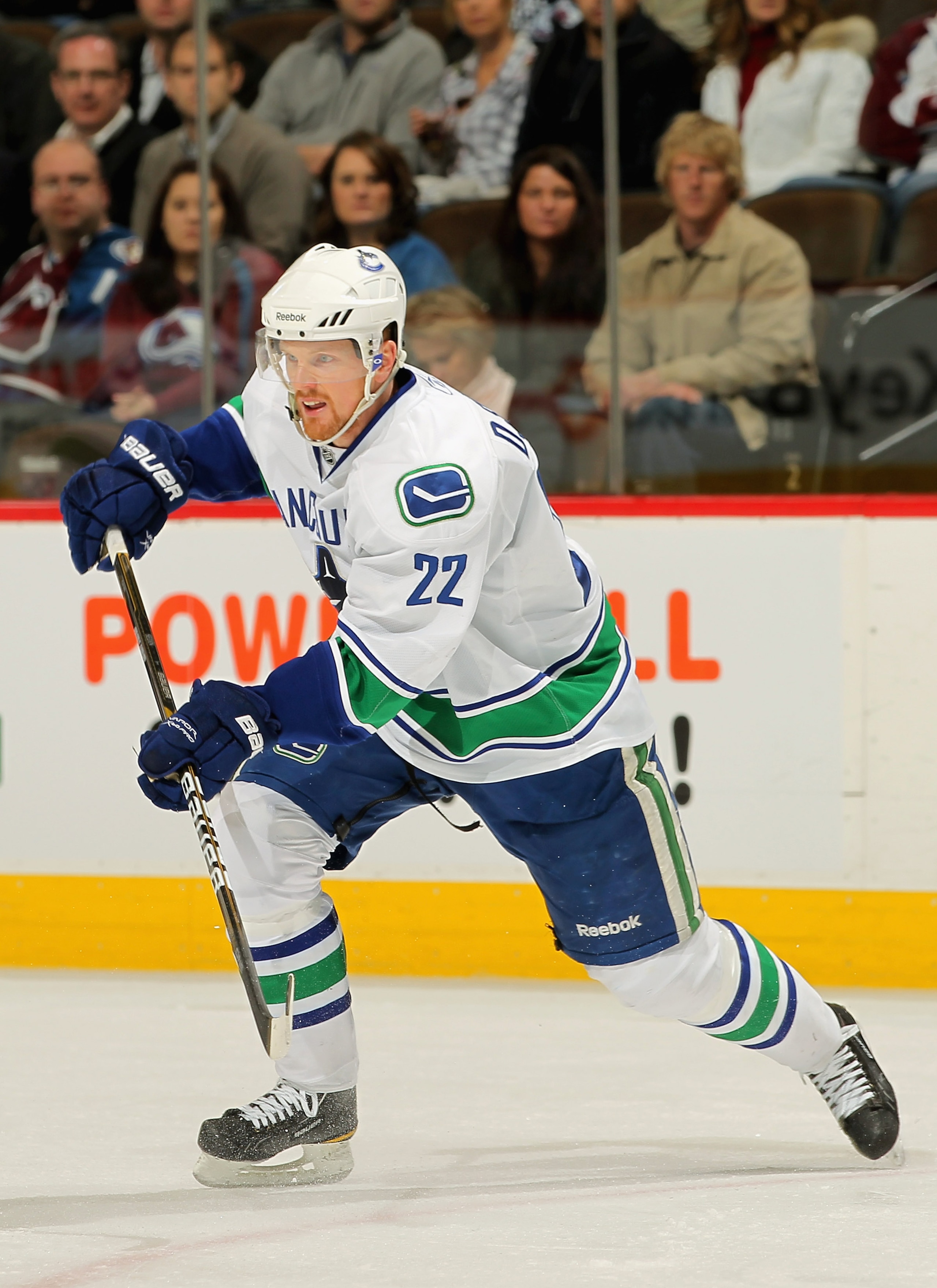 DENVER, CO - JANUARY 18:  Daniel Sedin #22 of the Canucks skates against the Colorado Avalanche at the Pepsi Center on January 18, 2011 in Denver, Colorado. The Avalanche defeated the Canucks 4-3 in overtime.  (Photo by Doug Pensinger/Getty Images)