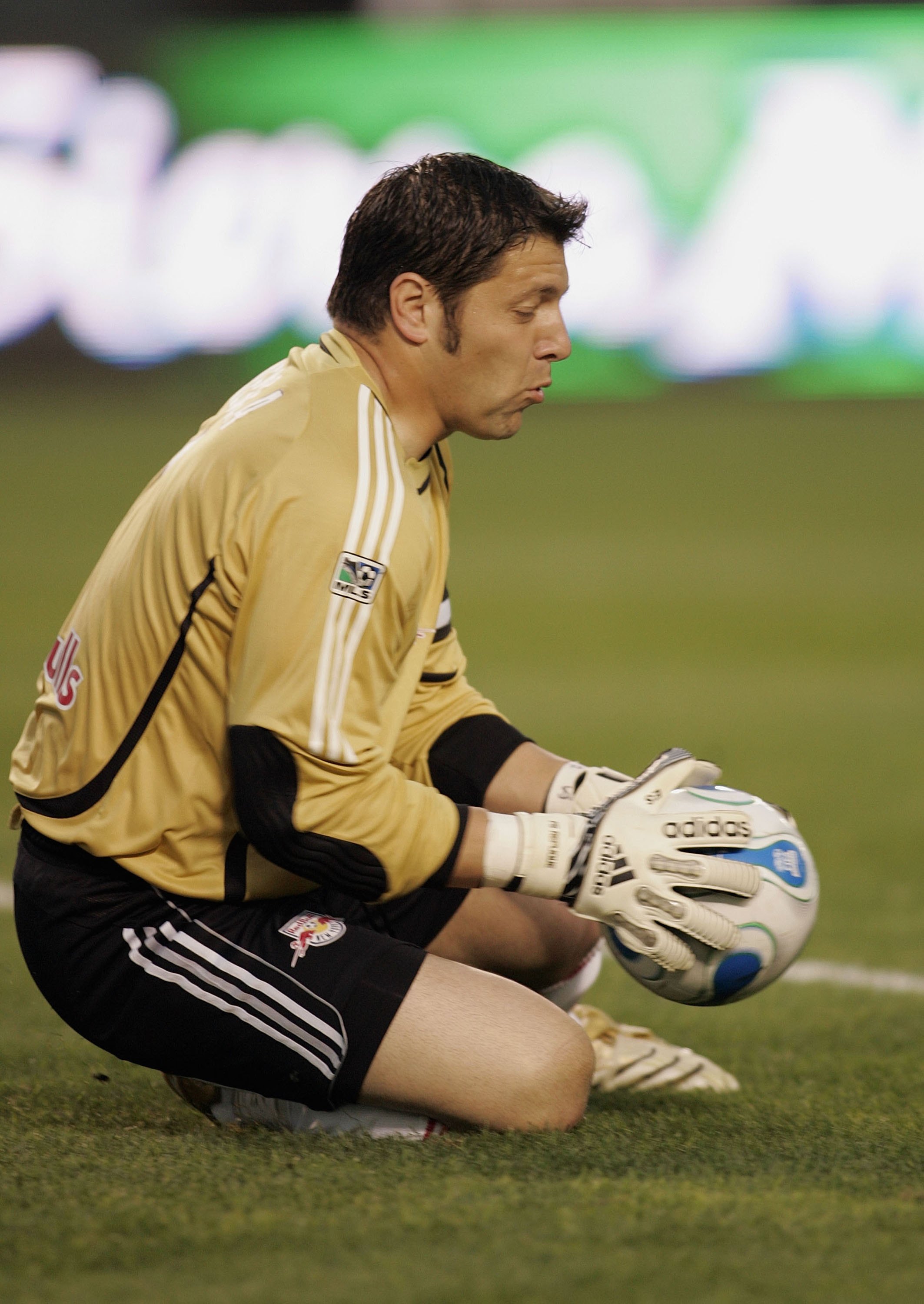 CARSON, CA - APRIL 29:  Goalkeeper Tony Meola #1 of the New York Red Bulls makes a save in the first half against Chivas USA during their MLS game at Home Depot Center on April 29, 2006 in Carson, California.  (Photo by Victor Decolongon/Getty Images)