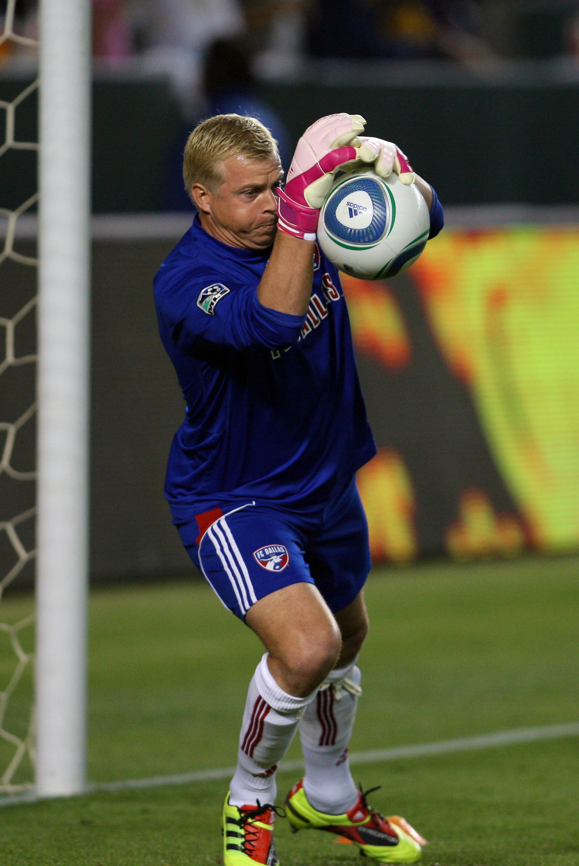 CARSON, CA - NOVEMBER 14:  Goalkeeper Kevin Hartman #1 of FC Dallas warms up prior to the Western Conference Finals of the MLS playoffs against the Los Angeles Galaxy at The Home Depot Center on November 14, 2010 in Carson, California. FC Dallas defeated 