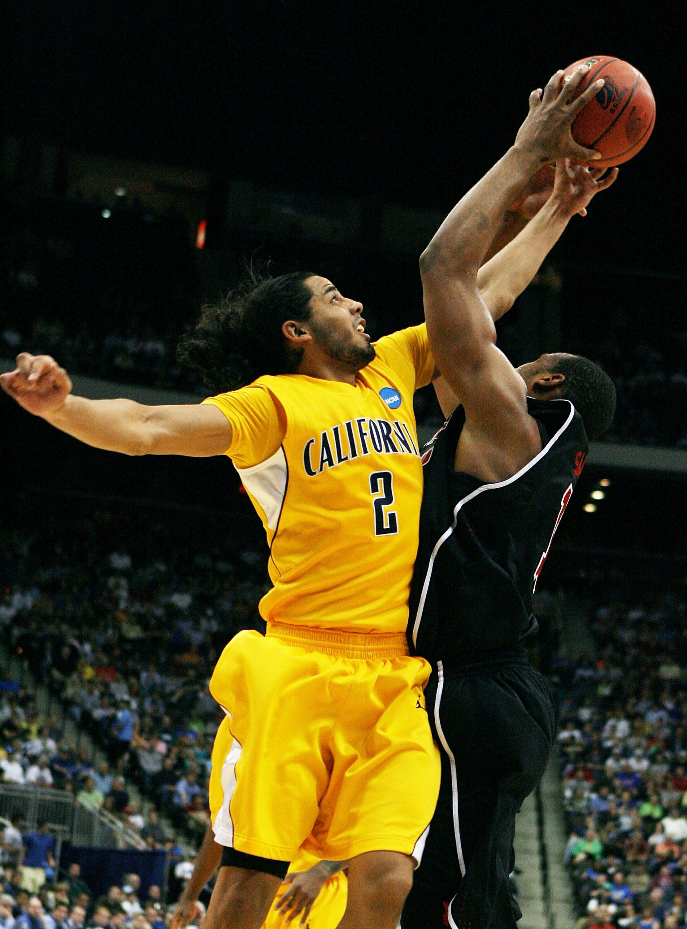 JACKSONVILLE, FL - MARCH 19:  Samardo Samuels #15 of the Louisville Cardinals battles for a rebound with Jorge Gutierrez #2 of the California Golden Bears during the first round of the 2010 NCAA men's basketball tournament at Jacksonville Veteran's Memori