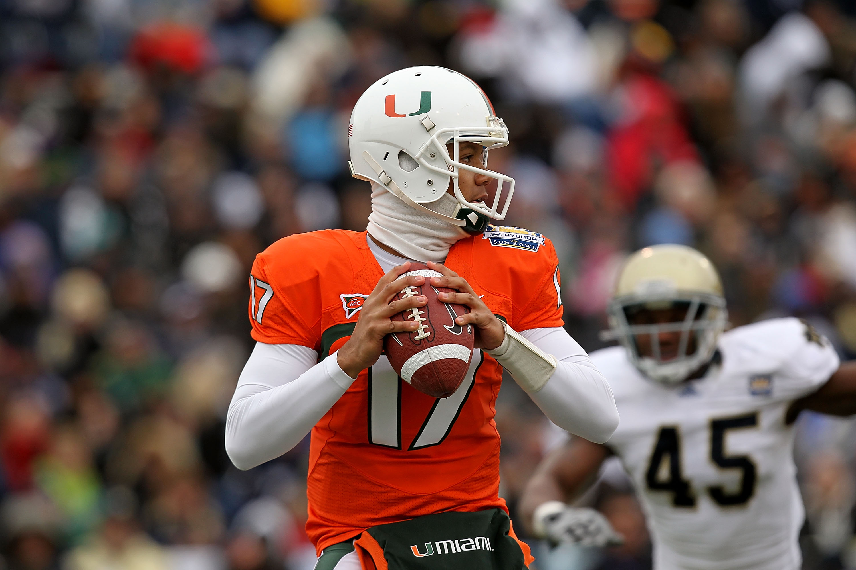 EL PASO, TX - DECEMBER 30:  Quarterback Stephen Morris #17 of the Miami Hurricanes throws against the Notre Dame Fighting Irish at Sun Bowl on December 30, 2010 in El Paso, Texas.  (Photo by Ronald Martinez/Getty Images)