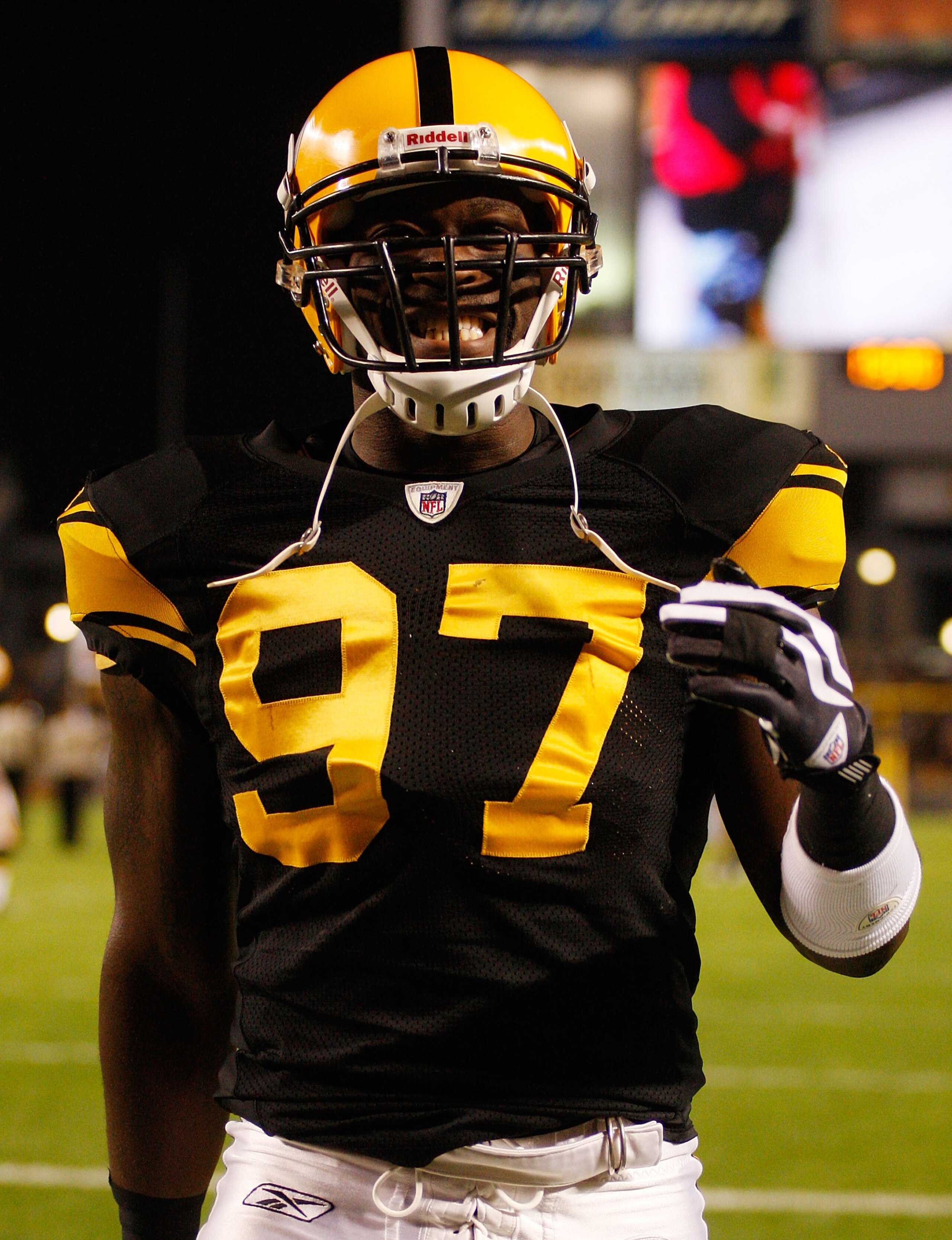 PITTSBURGH, PA - NOVEMBER 14:  Jason Worilds #97 of the Pittsburgh Steelers smiles at the crowd before the game against the New England Patriots on November 14, 2010 at Heinz Field in Pittsburgh, Pennsylvania.  (Photo by Jared Wickerham/Getty Images)