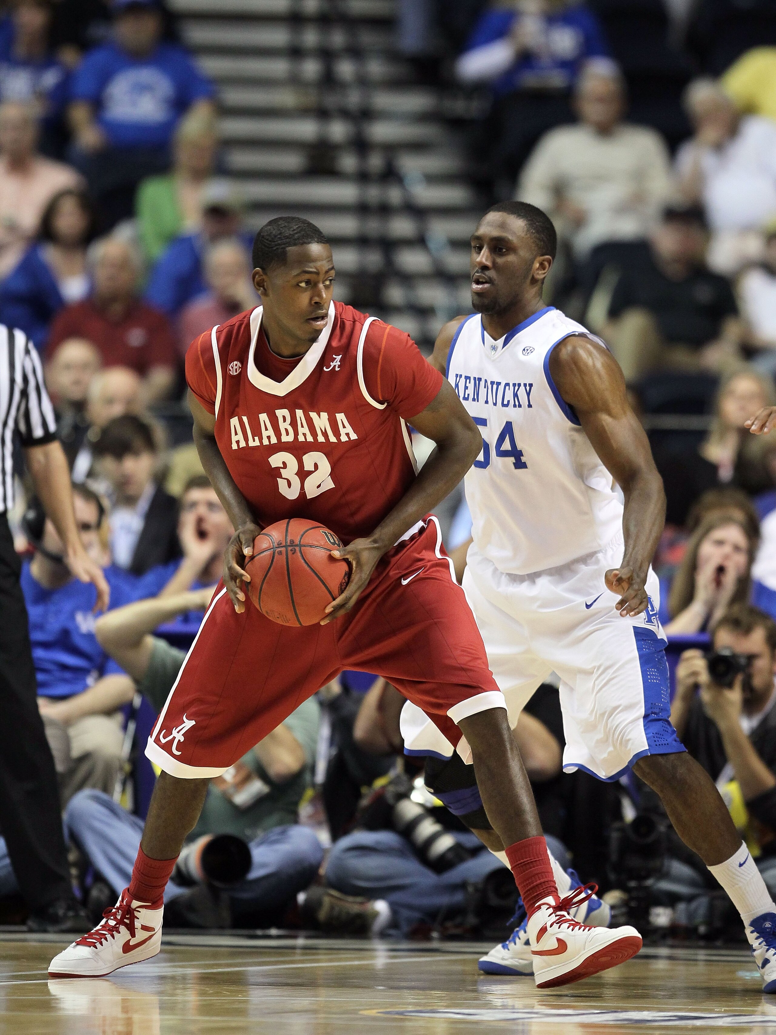 NASHVILLE, TN - MARCH 12: Jamychal Green #32 of the Alabama Crimson Tide posts up against the Kentucky Wildcats during the quarterfinals of the SEC Men's Basketball Tournament at the Bridgestone Arena on March 12, 2010 in Nashville, Tennessee. (Photo by NASHVILLE, TN - MARCH 12: Jamychal Green #32 of the Alabama Crimson Tide posts up against the Kentucky Wildcats during the quarterfinals of the SEC Men's Basketball Tournament at the Bridgestone Arena on March 12, 2010 in Nashville, Tennessee. (Photo by