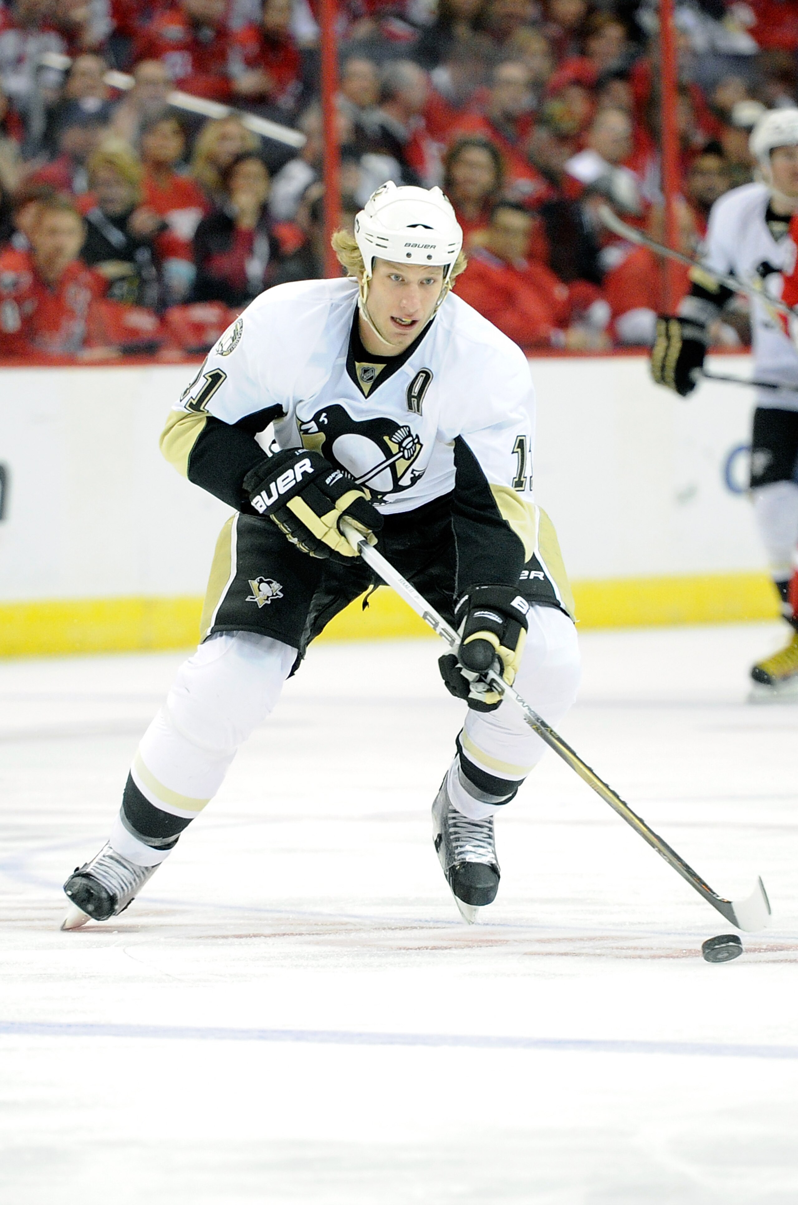 WASHINGTON, DC - FEBRUARY 06:  Jordan Staal #11 of the Pittsburgh Penguins brings the puck down the ice against the Washington Capitals at the Verizon Center on February 6, 2011 in Washington, DC.  (Photo by Greg Fiume/Getty Images)