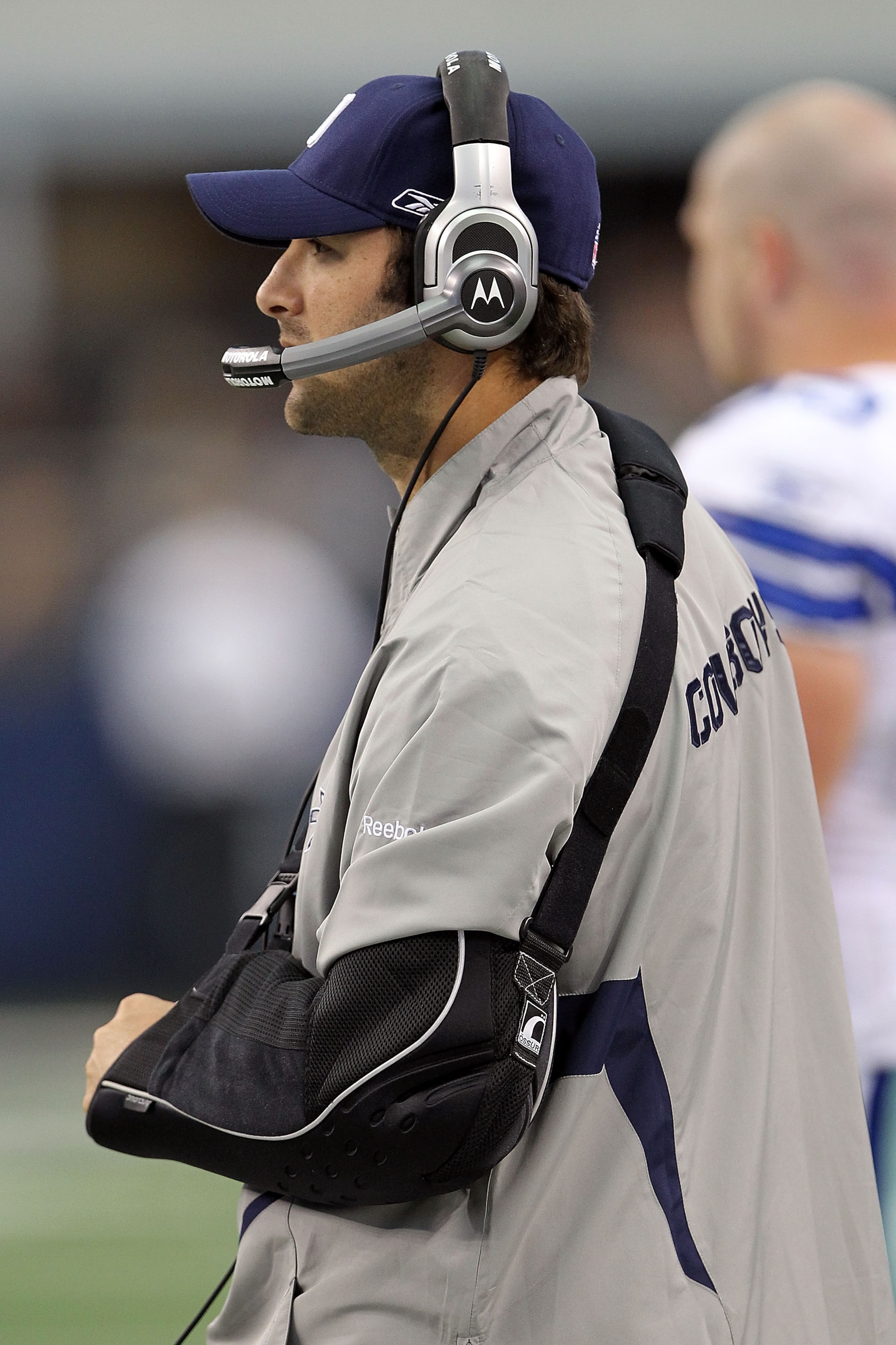 ARLINGTON, TX - OCTOBER 31:  Injured quarterback Tony Romo of the Dallas Cowboys looks on from the sideline against the Jacksonville Jaguars at Cowboys Stadium on October 31, 2010 in Arlington, Texas.  (Photo by Ronald Martinez/Getty Images)