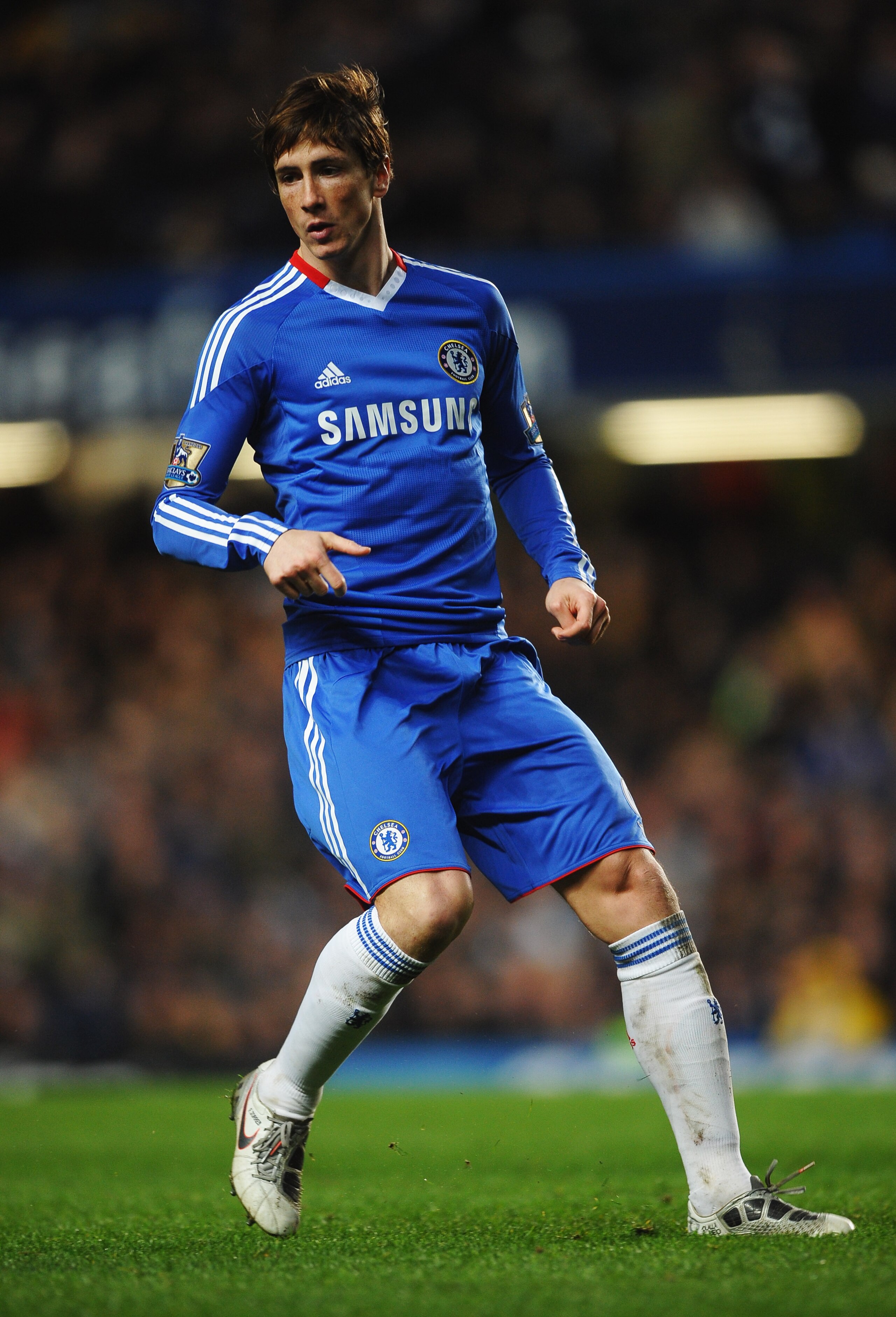 LONDON, ENGLAND - FEBRUARY 06: Fernando Torres of Chelsea in action during the Barclays Premier League match between Chelsea and Liverpool at Stamford Bridge on February 6, 2011 in London, England. (Photo by Laurence Griffiths/Getty Images) LONDON, ENGLAND - FEBRUARY 06: Fernando Torres of Chelsea in action during the Barclays Premier League match between Chelsea and Liverpool at Stamford Bridge on February 6, 2011 in London, England. (Photo by Laurence Griffiths/Getty Images)