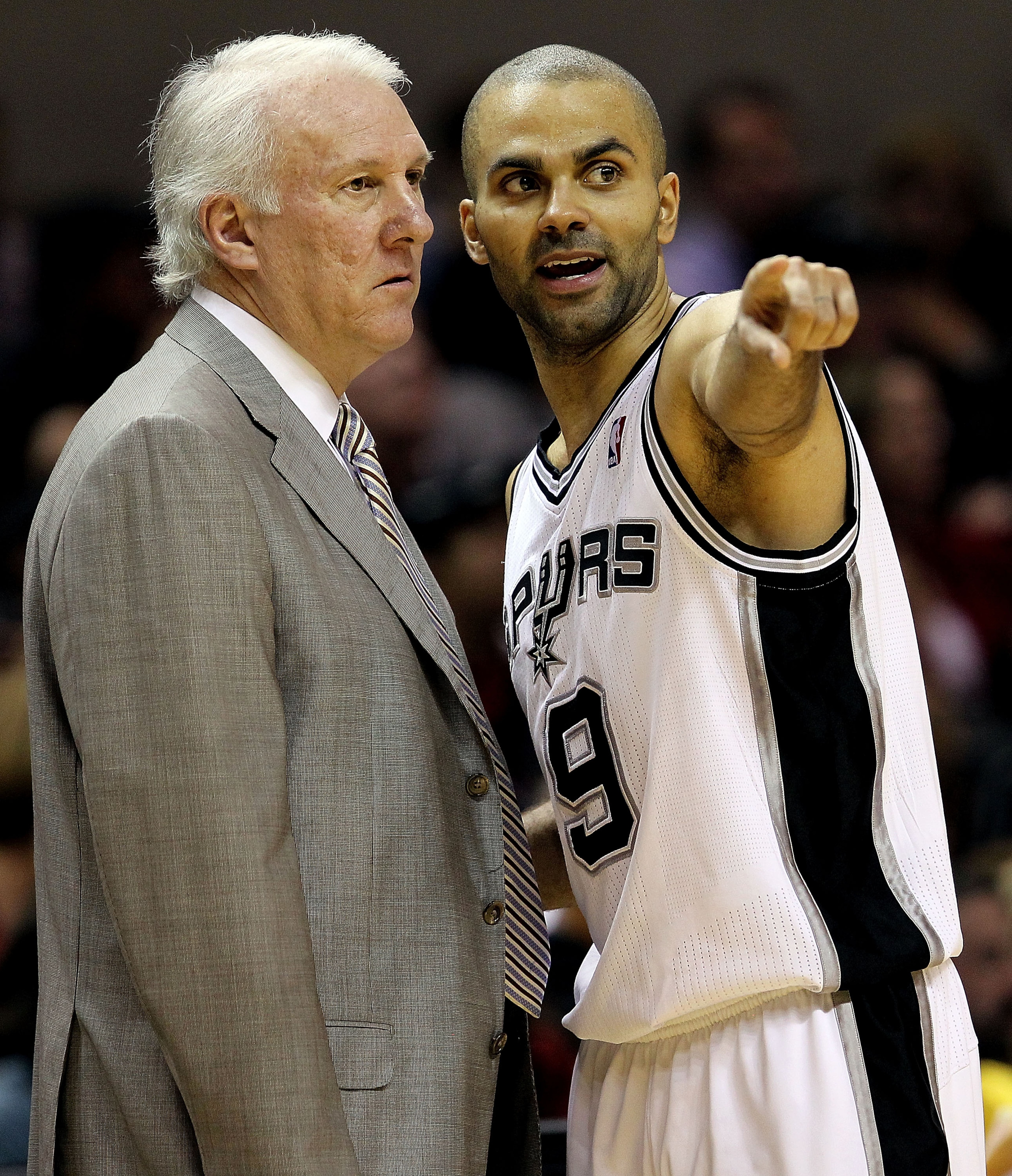 SAN ANTONIO, TX - DECEMBER 28:  Guard Tony Parker #9 of the San Antonio Spurs with Gregg Popovich during play against the Los Angeles Lakers at AT&T Center on December 28, 2010 in San Antonio, Texas.  NOTE TO USER: User expressly acknowledges and agrees t
