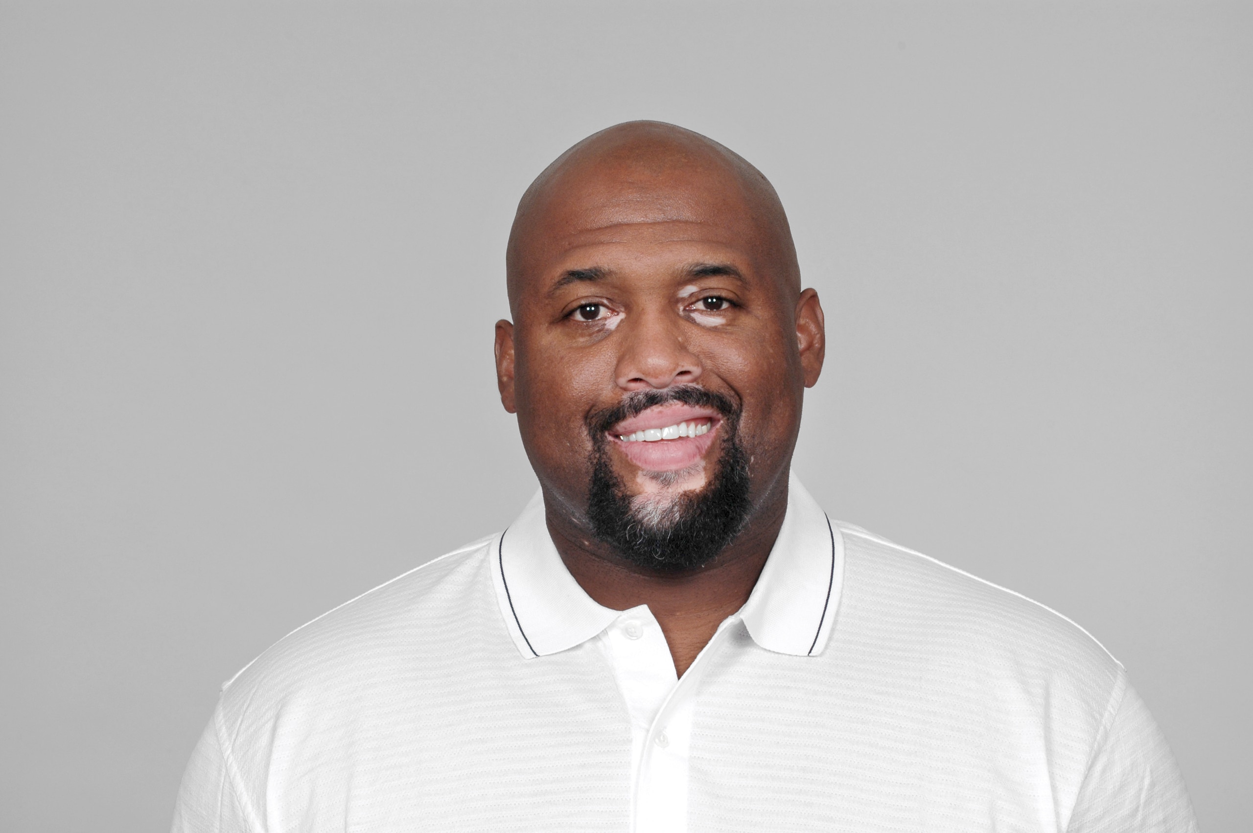 MINNEAPOLIS - 2006:  Karl Dunbar of the Minnesota Vikings poses for his 2006 NFL headshot at photo day in Minneapolis, Minnesota. (Photo by Getty Images)