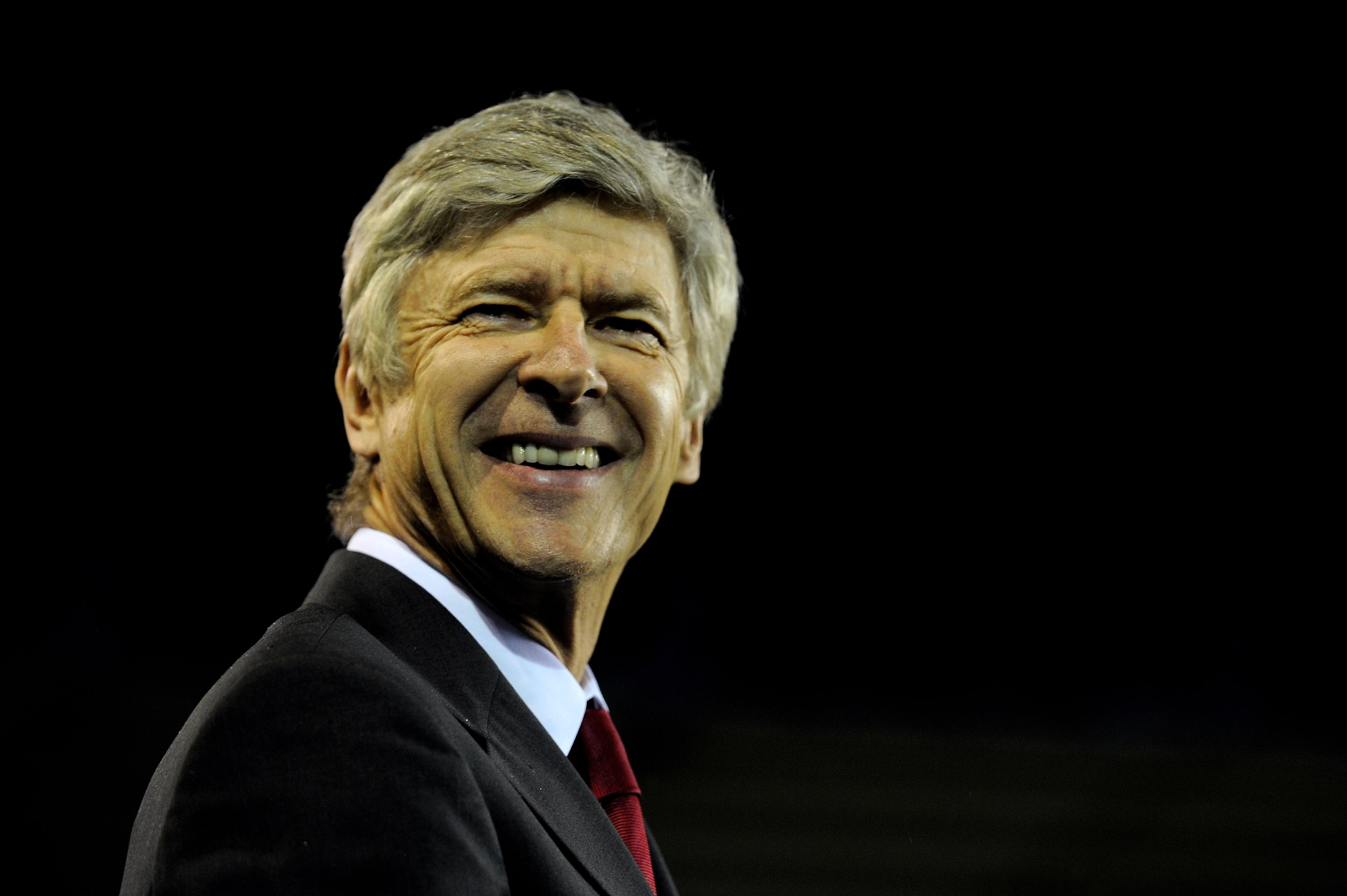 BIRMINGHAM, ENGLAND - JANUARY 01: Arsene Wenger the Arsenal manager looks on prior to kickoff during the Barclays Premier Leaue match between Birmingham City and Arsenal at St. Andrews on January 1, 2011 in Birmingham, England. (Photo by Michael Regan/G BIRMINGHAM, ENGLAND - JANUARY 01: Arsene Wenger the Arsenal manager looks on prior to kickoff during the Barclays Premier Leaue match between Birmingham City and Arsenal at St. Andrews on January 1, 2011 in Birmingham, England. (Photo by Michael Regan/G