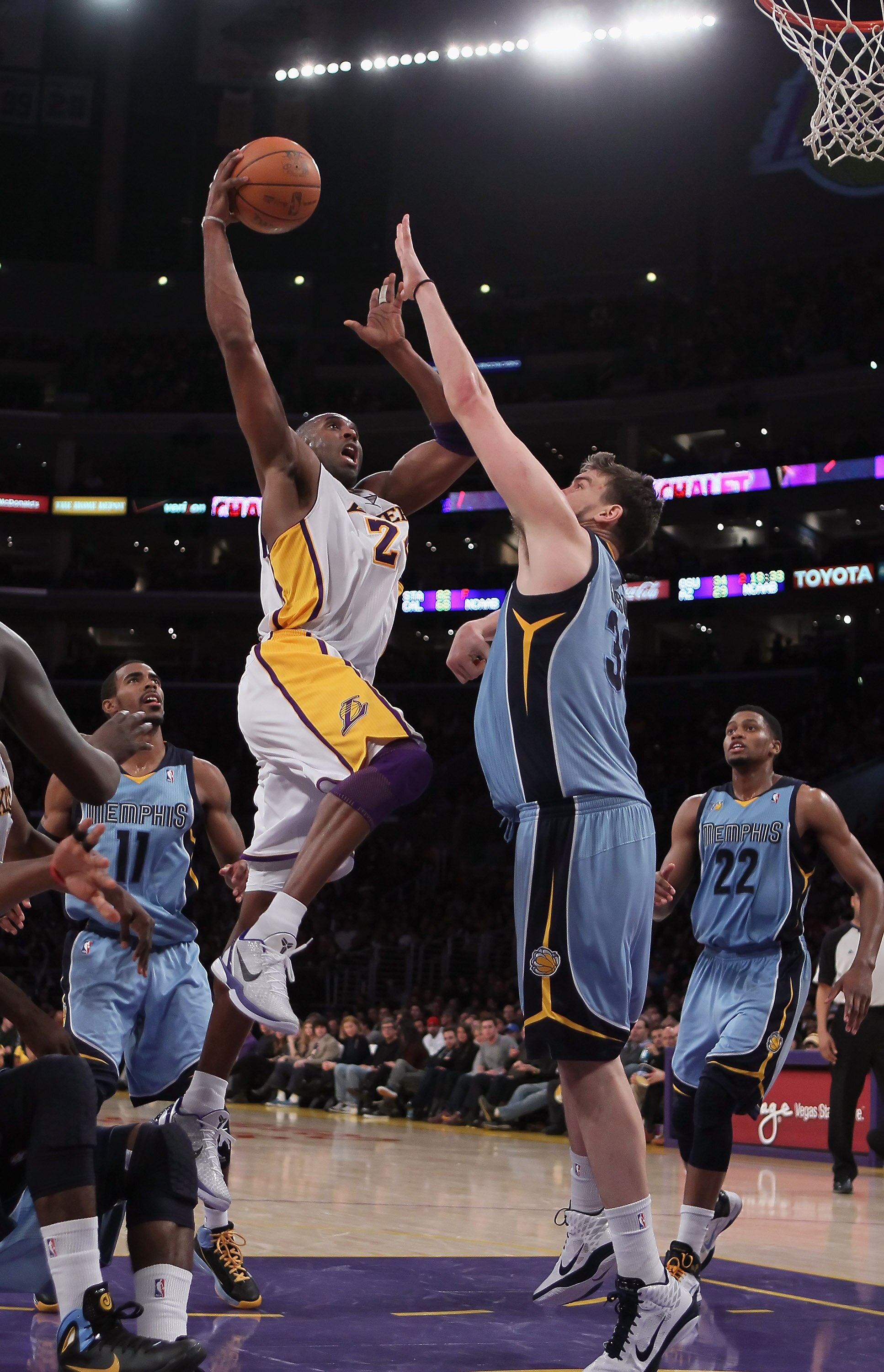 LOS ANGELES, CA - JANUARY 02:  Kobe Bryant #24 of the Los Angeles Lakers shoots over Marc Gasol #33 of the Memphis Grizzlies during the second half at Staples Center on January 2, 2011 in Los Angeles, California. The Grizzlies defeated the Lakers 104-85.
