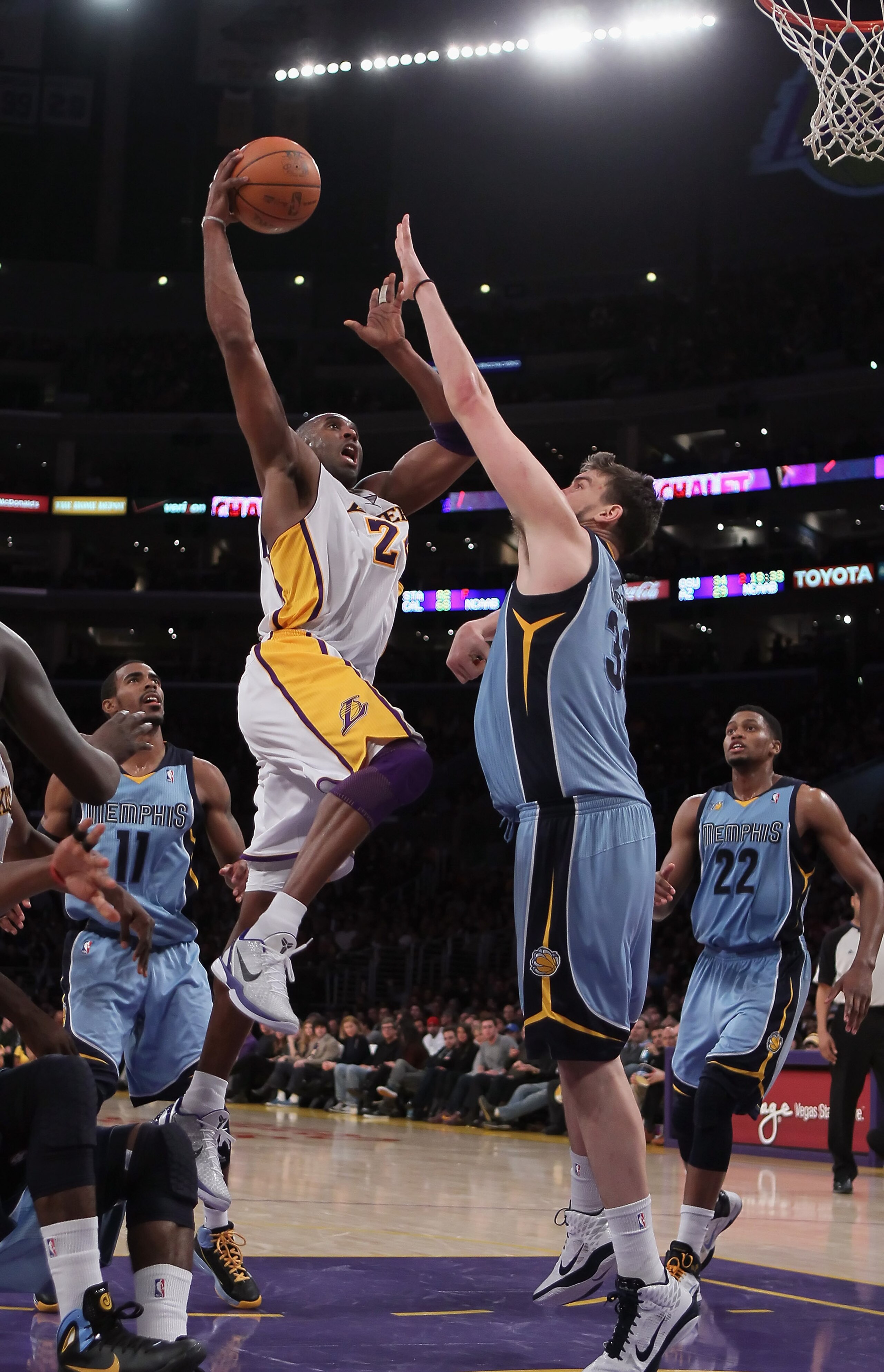 LOS ANGELES, CA - JANUARY 02:  Kobe Bryant #24 of the Los Angeles Lakers shoots over Marc Gasol #33 of the Memphis Grizzlies during the second half at Staples Center on January 2, 2011 in Los Angeles, California. The Grizzlies defeated the Lakers 104-85.