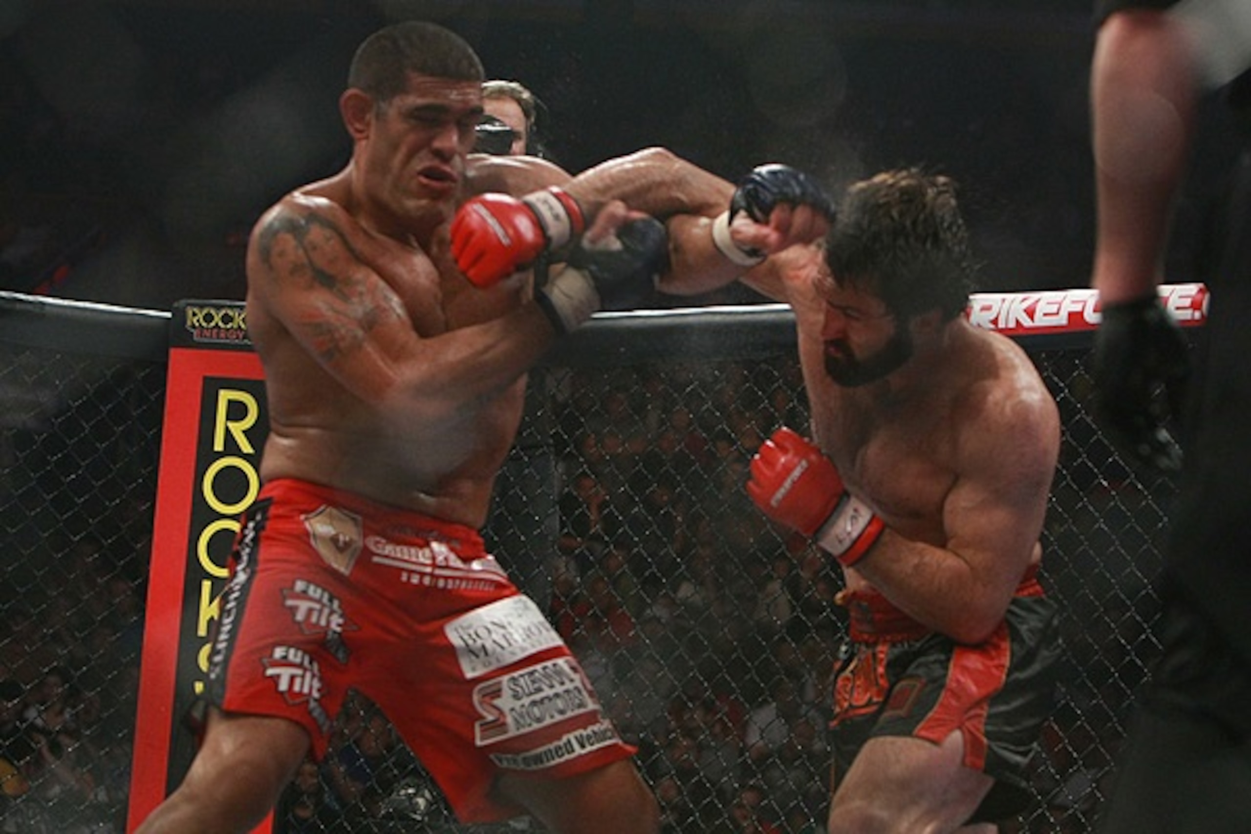 Photo by Dave Mandel courtesy of Sherdog.com