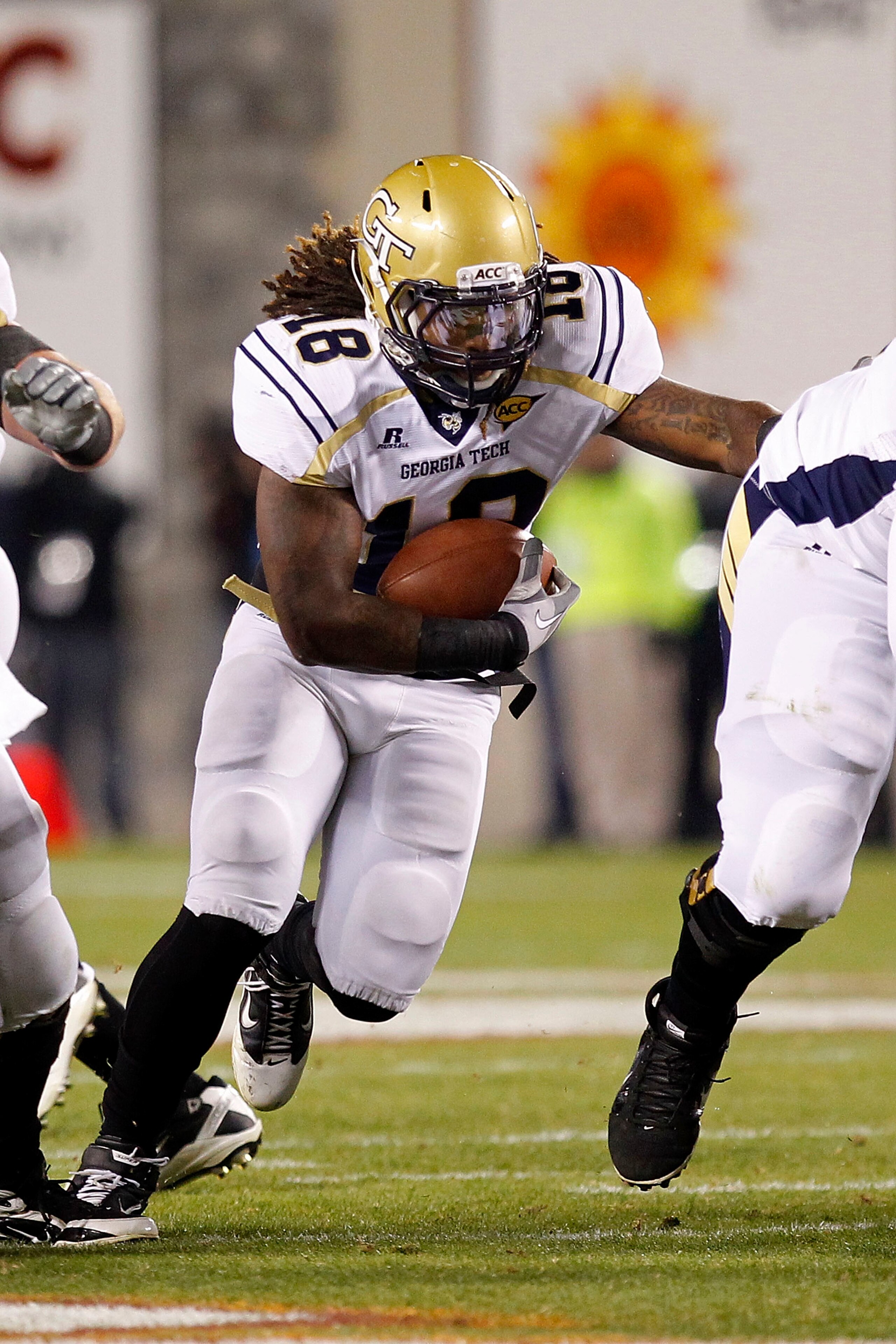 BLACKSBURG, VA - NOVEMBER 04:  Running back Anthony Allen #18 of the Georgia Tech Yellow Jackets runs with the ball against the Virginia Tech Hokies at Lane Stadium on November 4, 2010 in Blacksburg, Virginia.  (Photo by Geoff Burke/Getty Images)