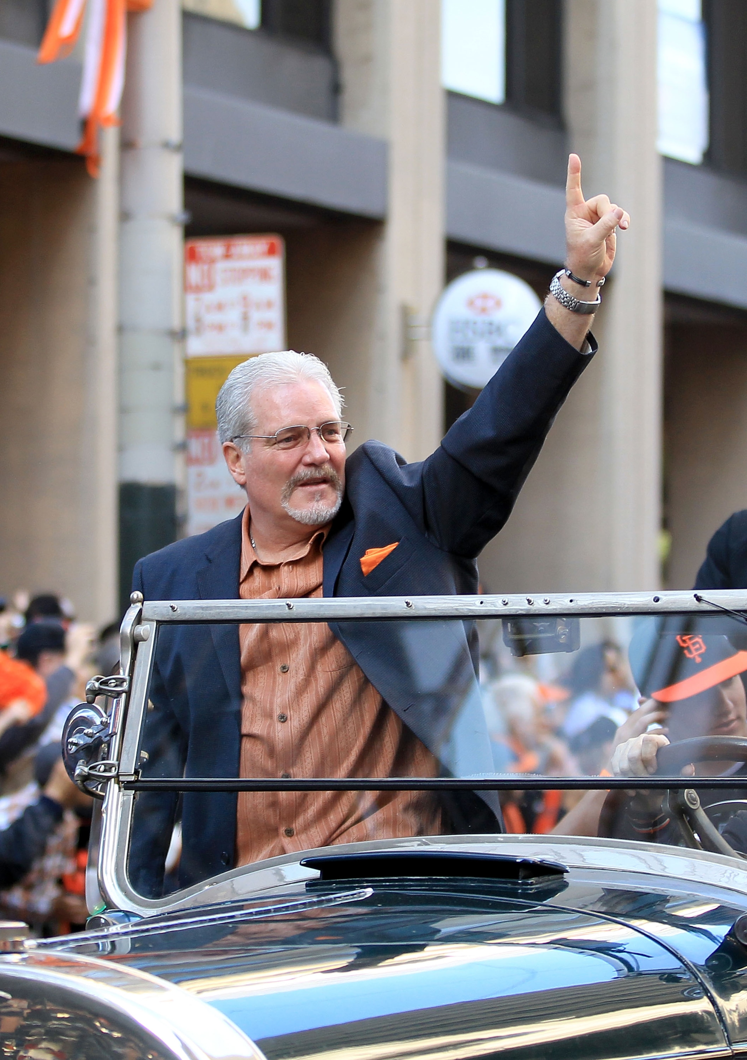 SAN FRANCISCO - NOVEMBER 03: General Manager Brian Sabean of the San Francisco Giants waves to the crowd during the San Francisco Giants victory parade on November 3, 2010 in San Francisco, California. (Photo by Ezra Shaw/Getty Images) SAN FRANCISCO - NOVEMBER 03: General Manager Brian Sabean of the San Francisco Giants waves to the crowd during the San Francisco Giants victory parade on November 3, 2010 in San Francisco, California. (Photo by Ezra Shaw/Getty Images)