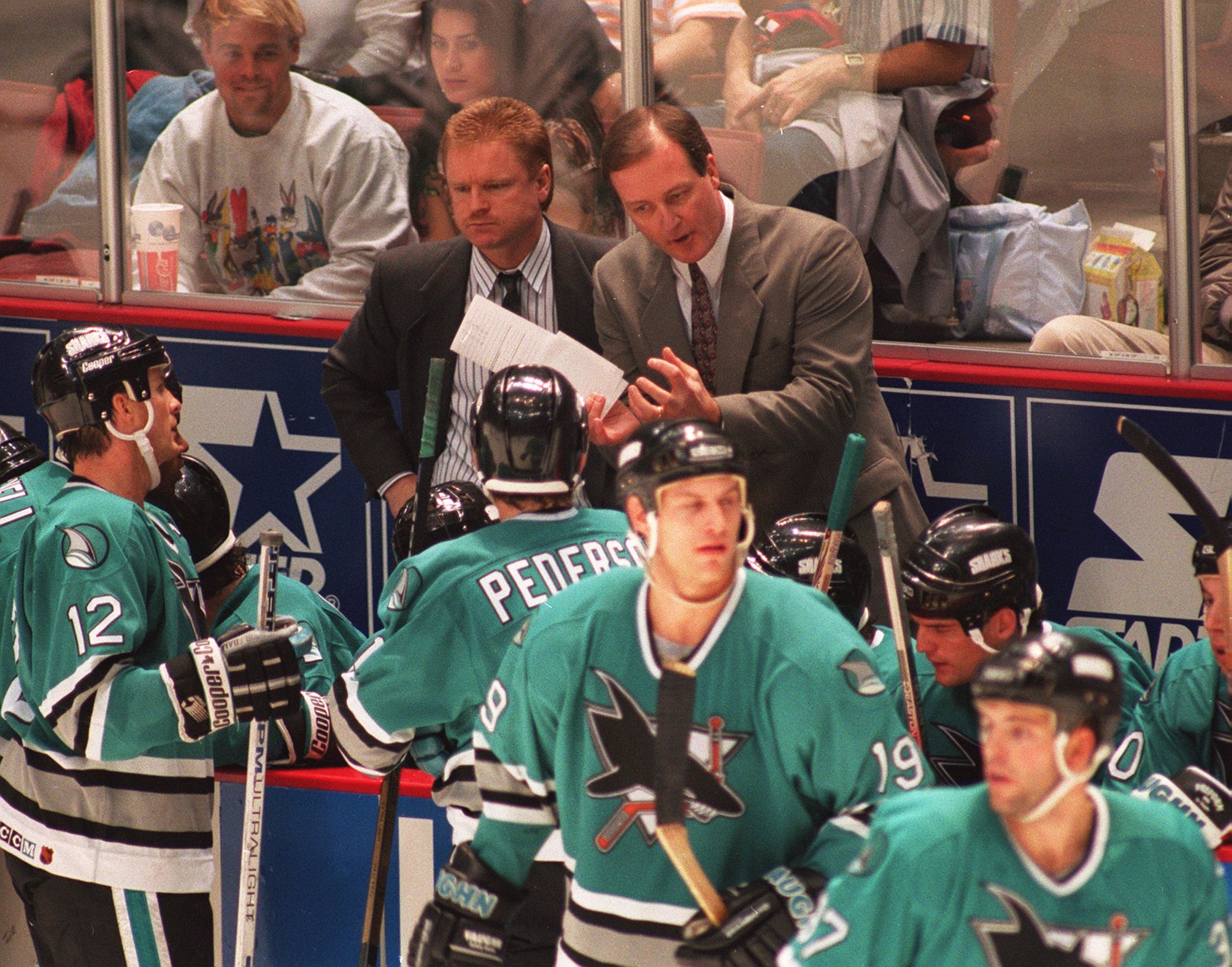 26 NOV 1993:  SAN JOSE SHARKS COACH KEVIN CONSTANTINE GIVES INSTRUCTIONS TO HIS PLAYERS AT THE ARROWHEAD POND IN ANAHEIM. Mandatory Credit: J.D. Cuban/ALLSPORT