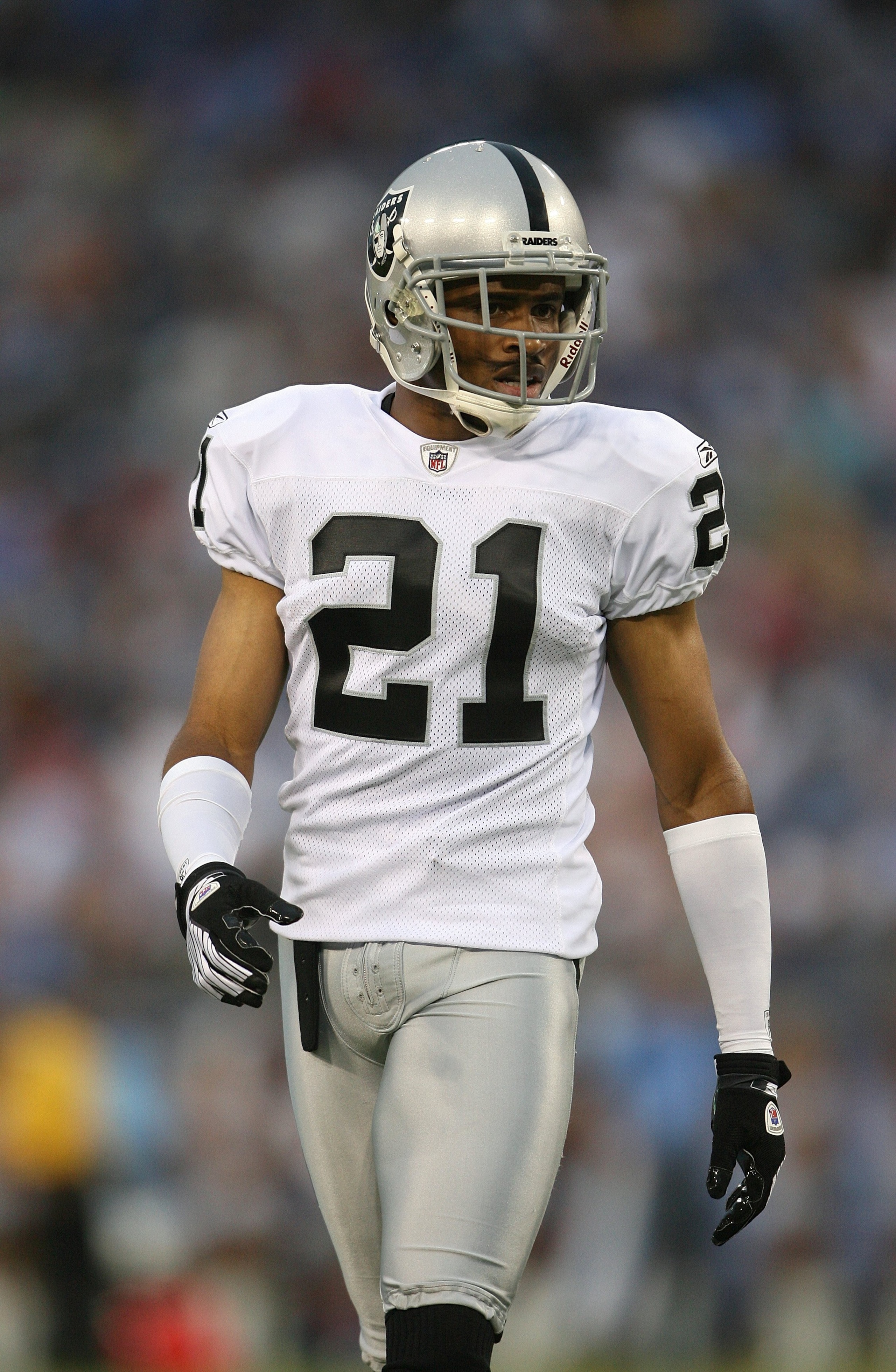 NASHVILLE, TN - AUGUST 15:  Nnamdi Asomugha #21 of the Oakland Raiders looks on during the NFL game against the Tennessee Titans at LP Field on August 15, 2008 in Nashville, Tennessee.  (Photo by Andy Lyons/Getty Images)