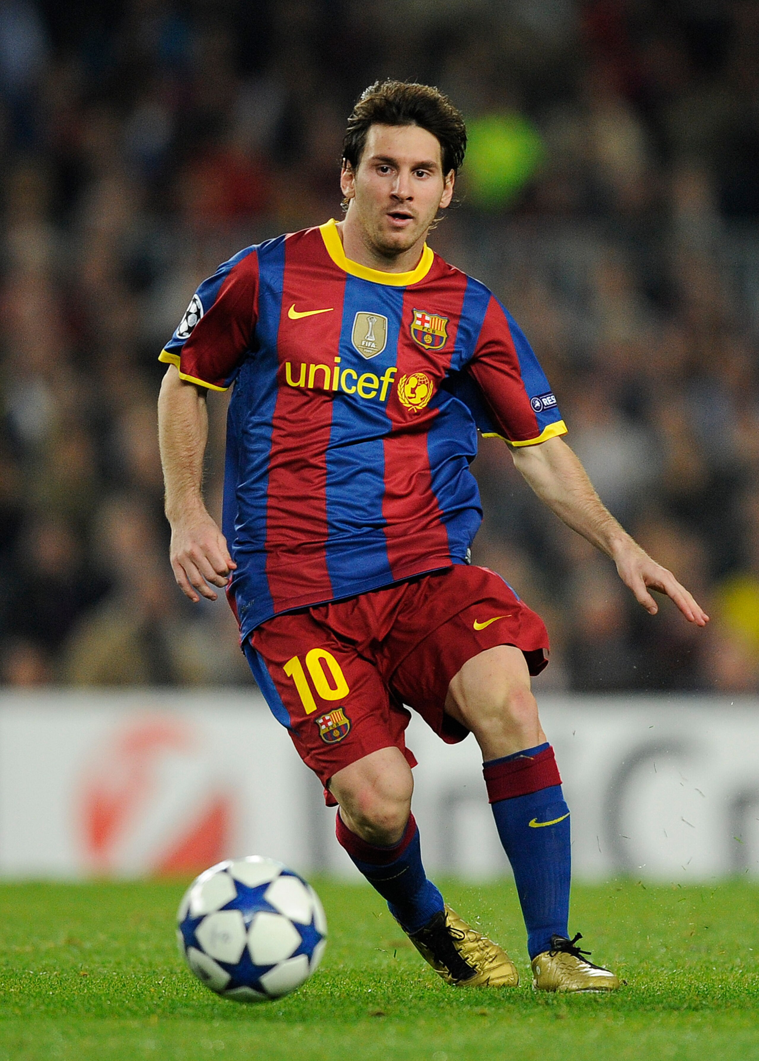 BARCELONA, SPAIN - OCTOBER 20:  Lionel Messi of Barcelona runs with ball during the UEFA Champions League group D match between Barcelona and FC Copenhagen at the Camp nou stadium on October 20, 2010 in Barcelona, Spain. Barcelona won the match 2-0.  (Pho
