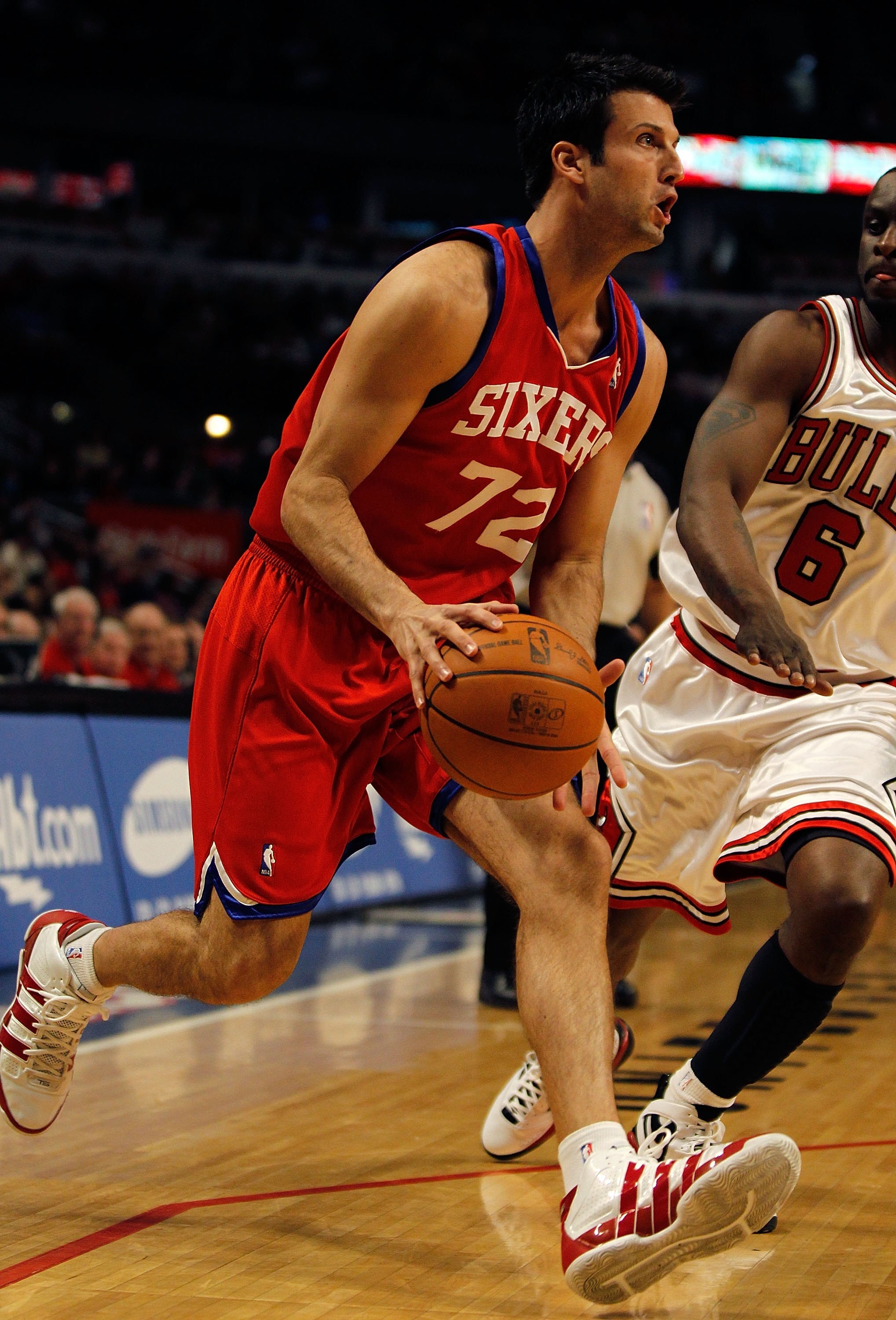 CHICAGO - FEBRUARY 20: Jason Kapono #72 of the Philadelphia 76ers moves against the Chicago Bulls at the United Center on February 20, 2010 in Chicago, Illinois. The Bulls defeated the 76ers 122-90. NOTE TO USER: User expressly acknowledges and agrees tha