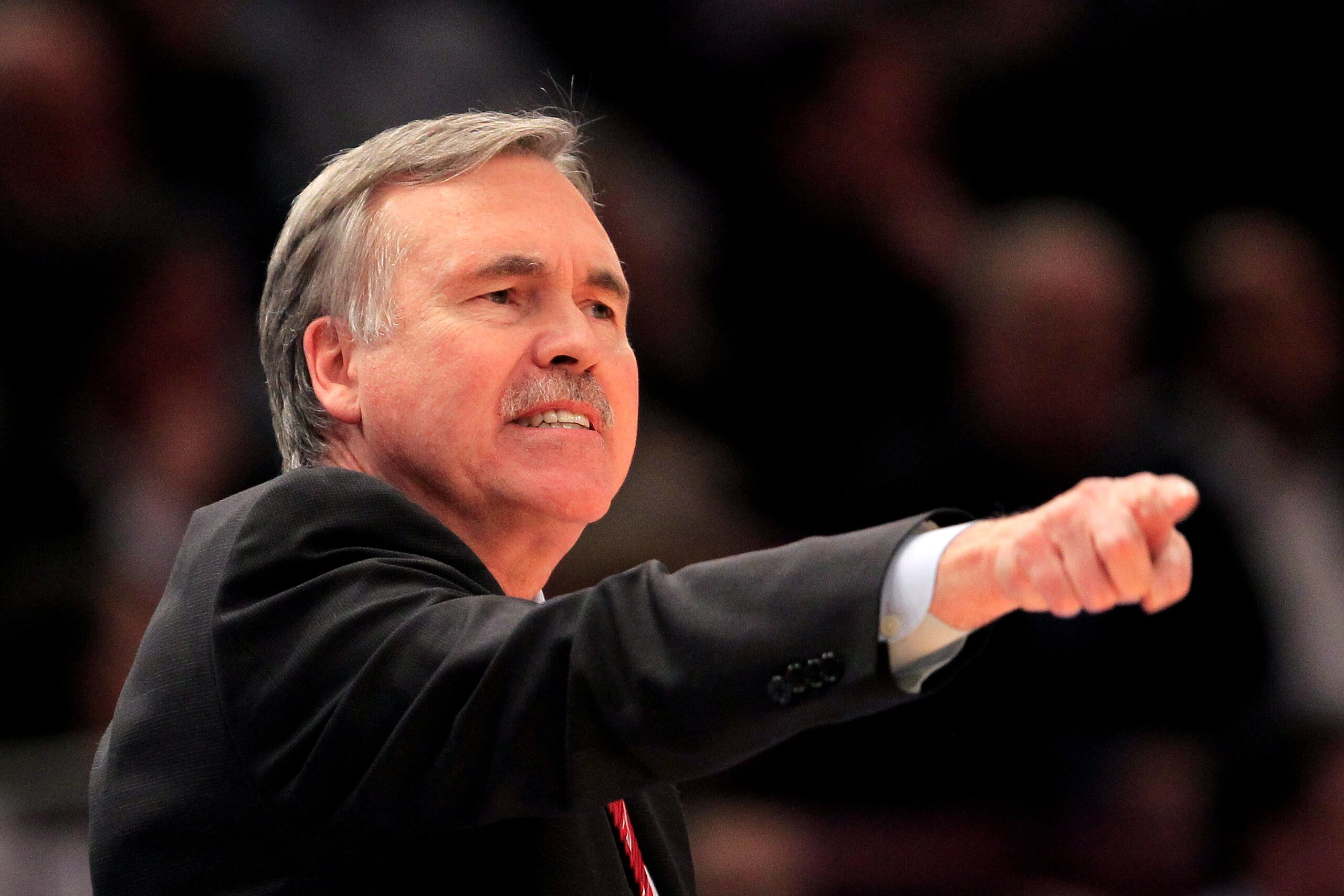 NEW YORK, NY - FEBRUARY 09:  Head coach Mike D'Antoni of the New York Knicks gestures from the sideline during the game against the Los Angeles Clippers at Madison Square Garden on February 9, 2011 in New York City. NOTE TO USER: User expressly acknowledg