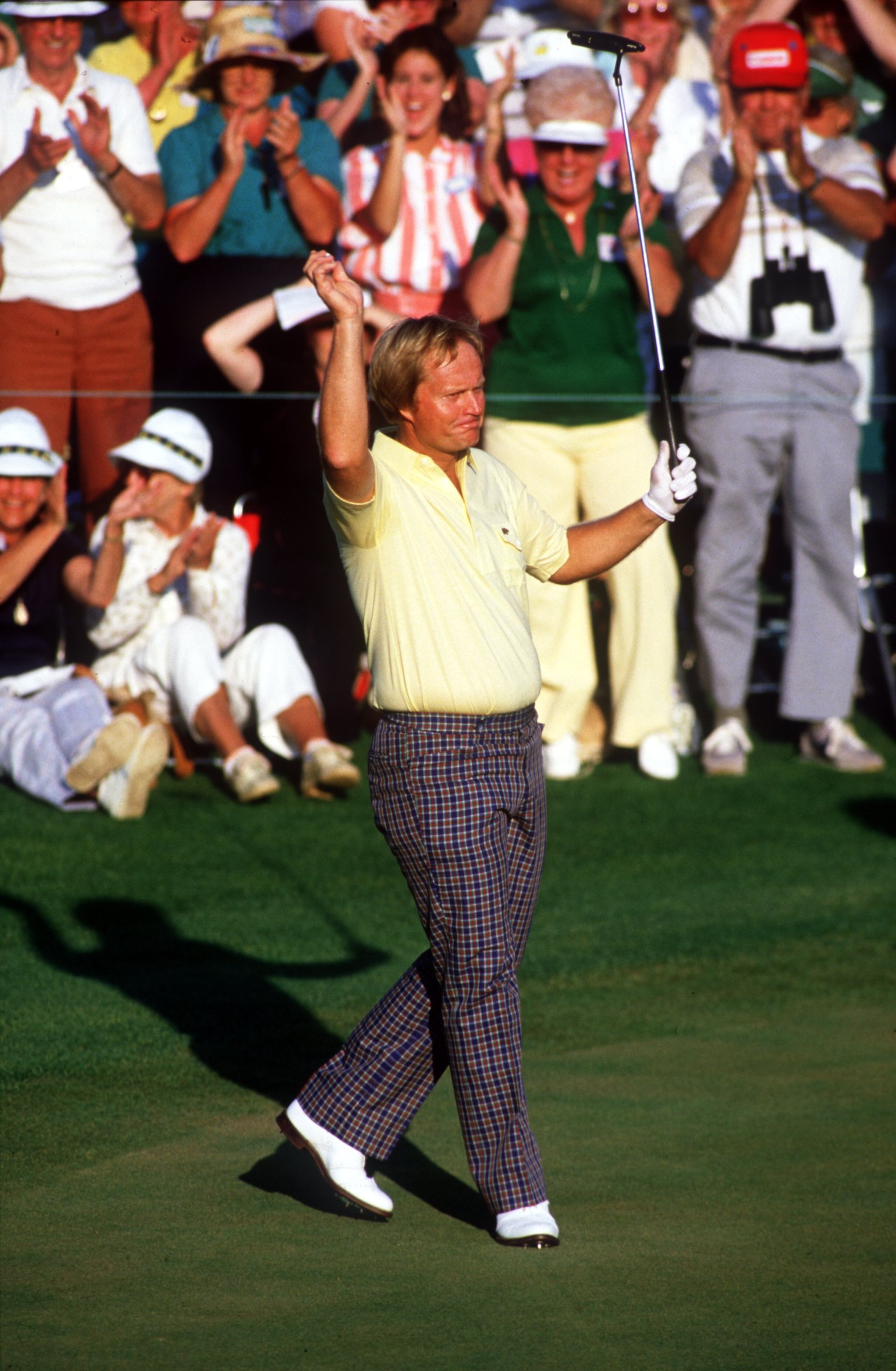 File Picture:  Special to the St. Petersburg Times:  APR 1986:  JACK NICKLAUS OF USA CELEBRATES ON THE 18TH GREEN OF THE AUGUSTA NATIONAL AFTER WIINING THE 1986 US MASTERS CHAMPIONSHIP. Mandatory Credit: David Cannon/ALLSPORT