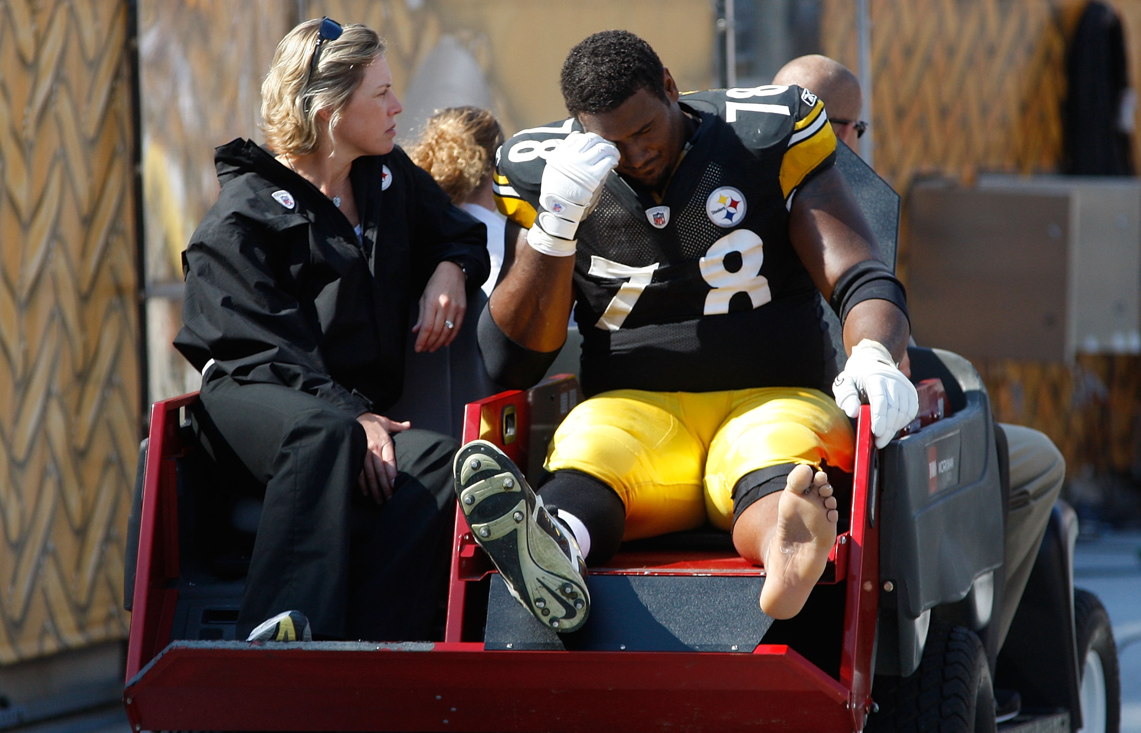 PITTSBURGH - SEPTEMBER 12: Max Starks #78 of the Pittsburgh Steelers is carted off the field after getting injured against the Atlanta Falcons during the NFL season opener game on September 12, 2010 at Heinz Field in Pittsburgh, Pennsylvania. (Photo by PITTSBURGH - SEPTEMBER 12: Max Starks #78 of the Pittsburgh Steelers is carted off the field after getting injured against the Atlanta Falcons during the NFL season opener game on September 12, 2010 at Heinz Field in Pittsburgh, Pennsylvania. (Photo by