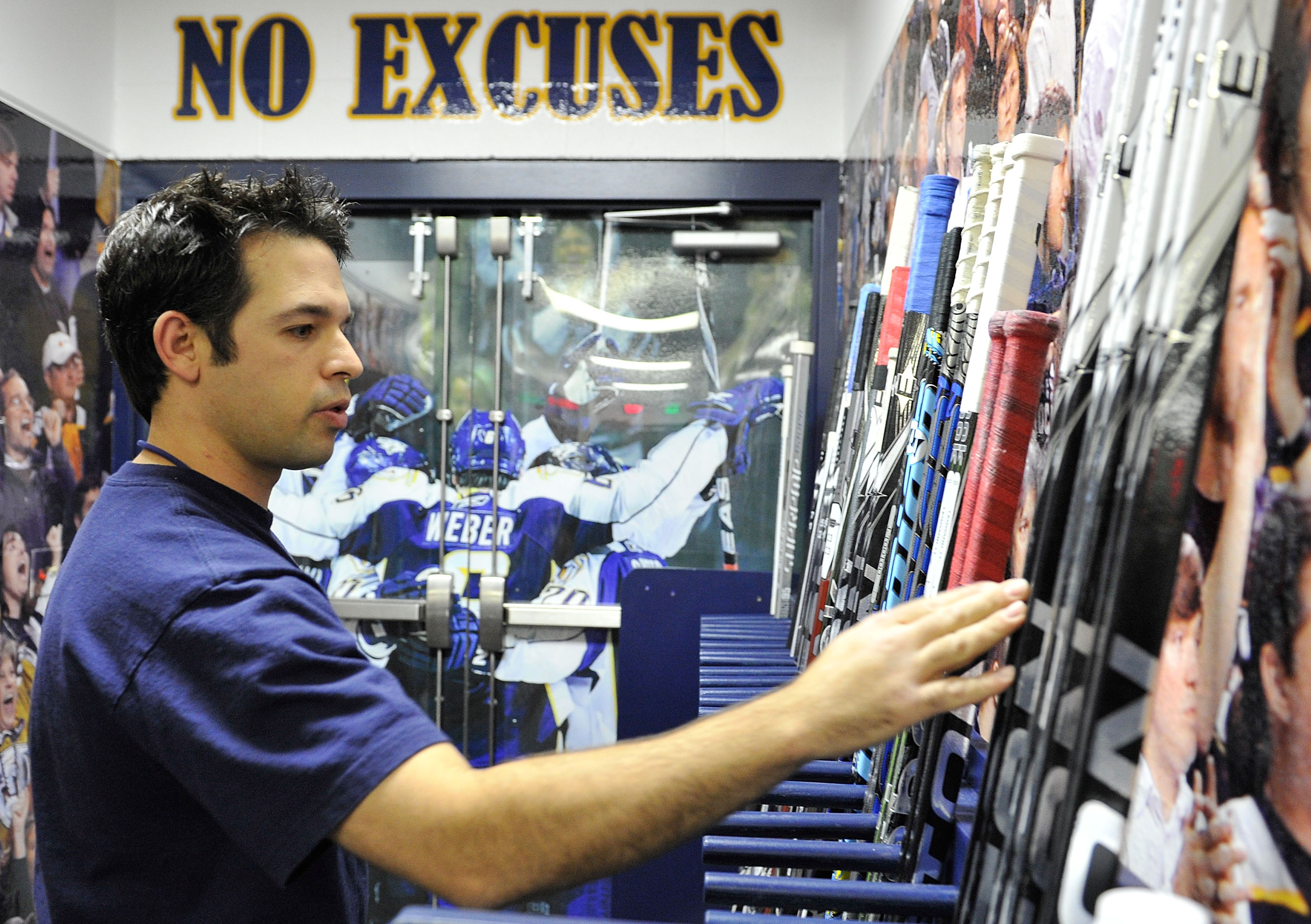 nhl equipment manager salary