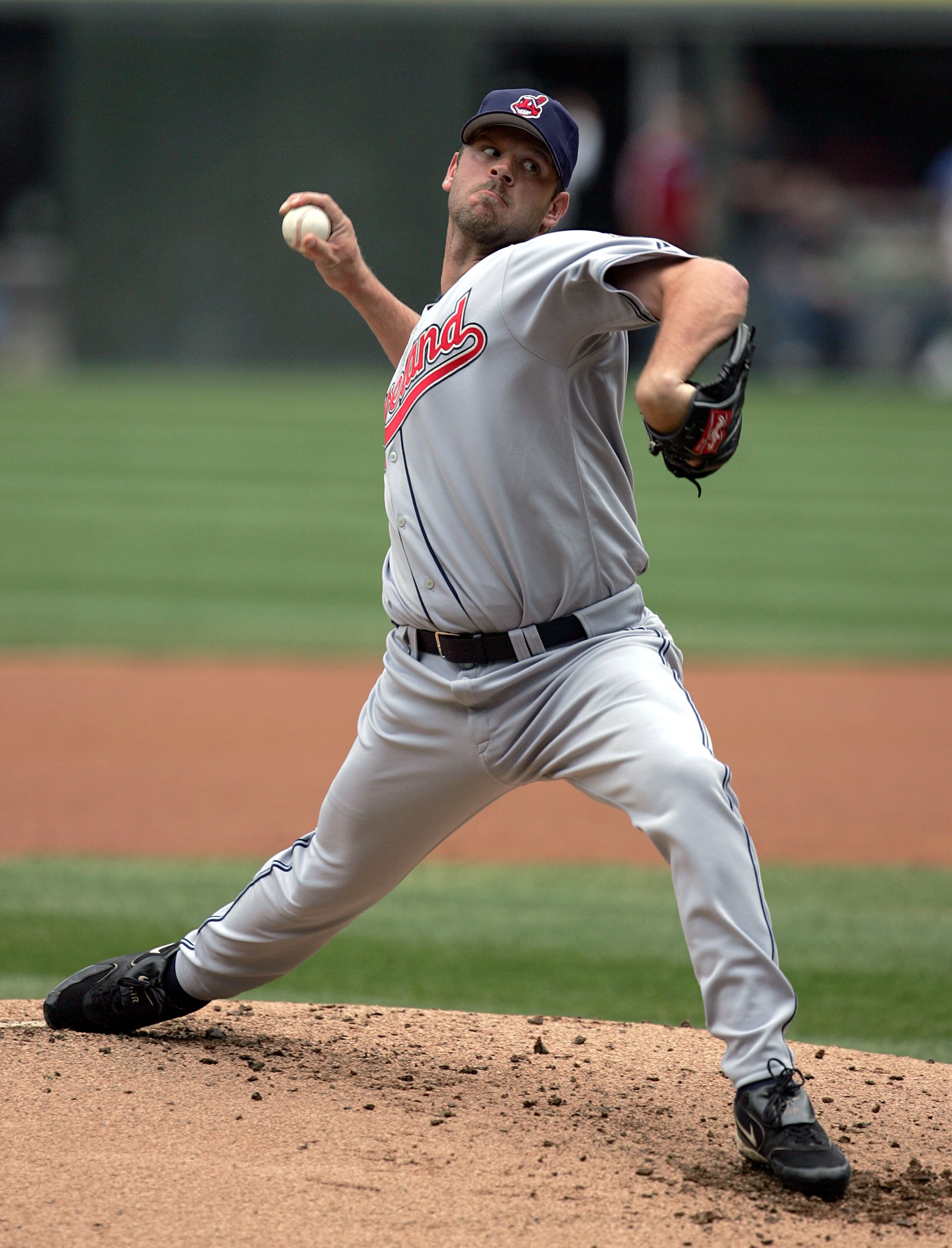 CHICAGO - APRIL 6:  Kevin Millwood #34 of the Cleveland Indians delivers the ball against the Chicago White Sox on April 6, 2005 at U.S. Cellular Field in Chicago, Illinois. The White Sox defeated the Indians 4-3.  (Photo by Jonathan Daniel/Getty Images)