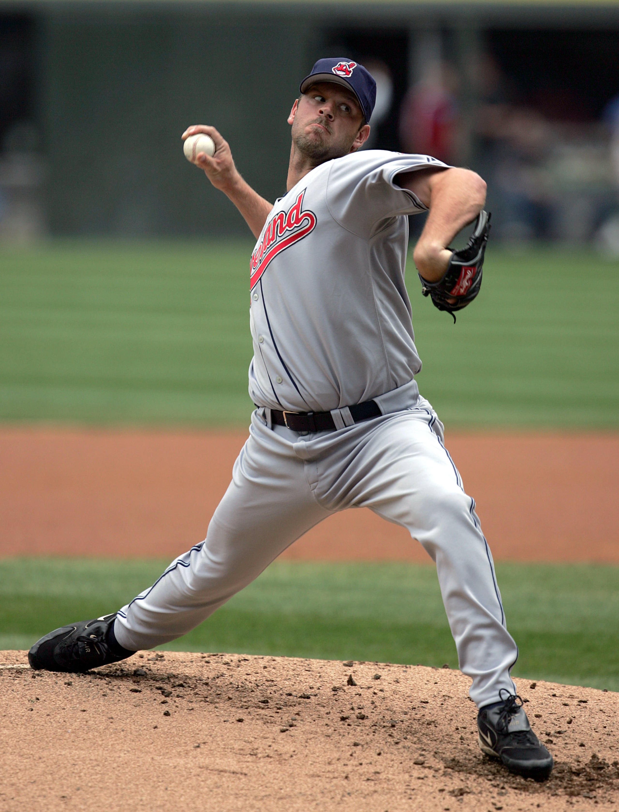CHICAGO - APRIL 6:  Kevin Millwood #34 of the Cleveland Indians delivers the ball against the Chicago White Sox on April 6, 2005 at U.S. Cellular Field in Chicago, Illinois. The White Sox defeated the Indians 4-3.  (Photo by Jonathan Daniel/Getty Images)