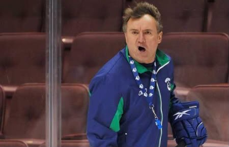 From http://trevorpresiloski.com/wp-content/uploads/2009/12/rick-bowness-huh.jpg