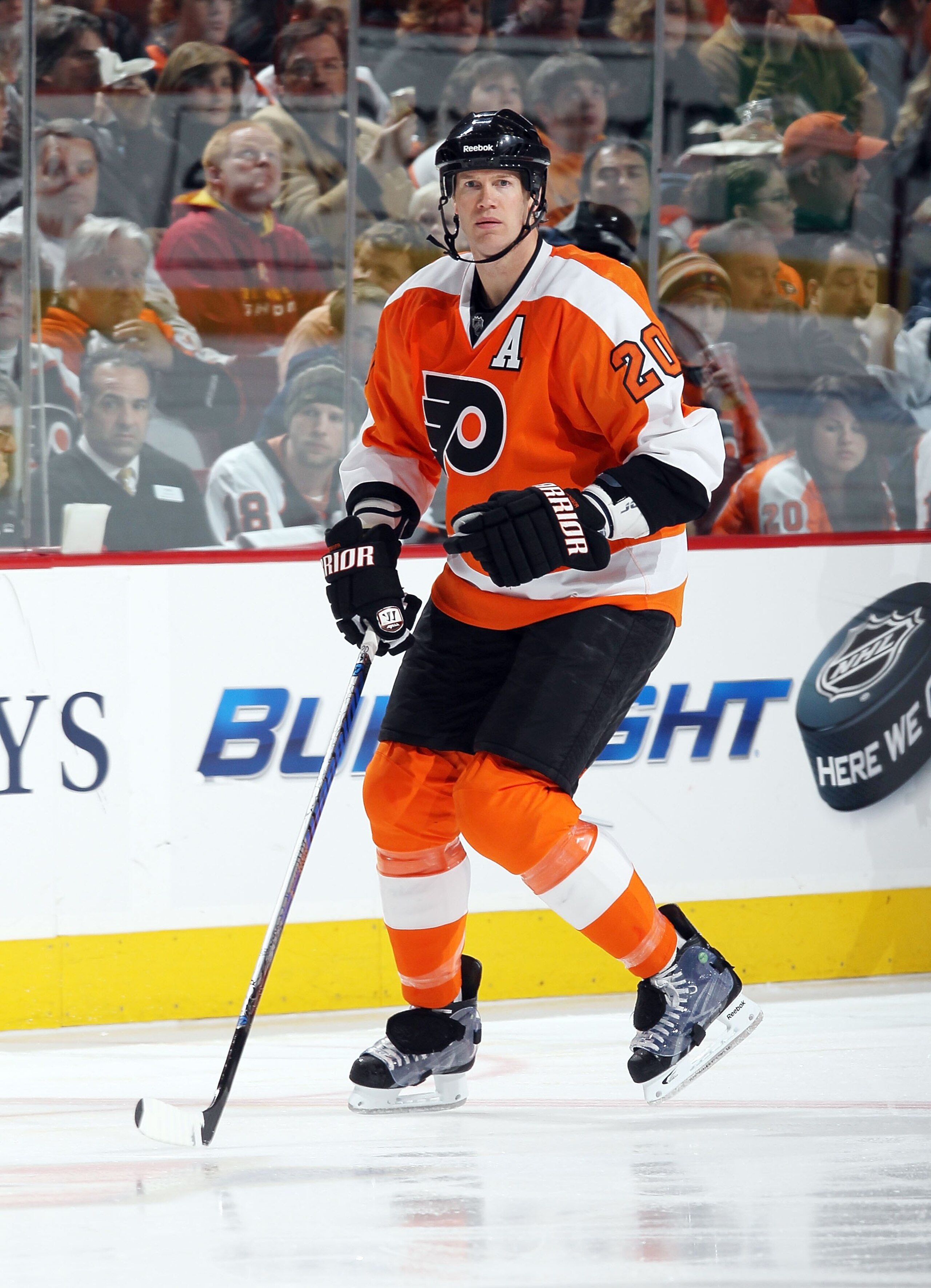 PHILADELPHIA, PA - FEBRUARY 05:  Chris Pronger #20 of the Dallas Stars skates against the Philadelphia Flyers on February 5, 2011 at Wells Fargo Center in Philadelphia, Pennsylvania. The Flyers defeated the Stars 3-1.  (Photo by Jim McIsaac/Getty Images)