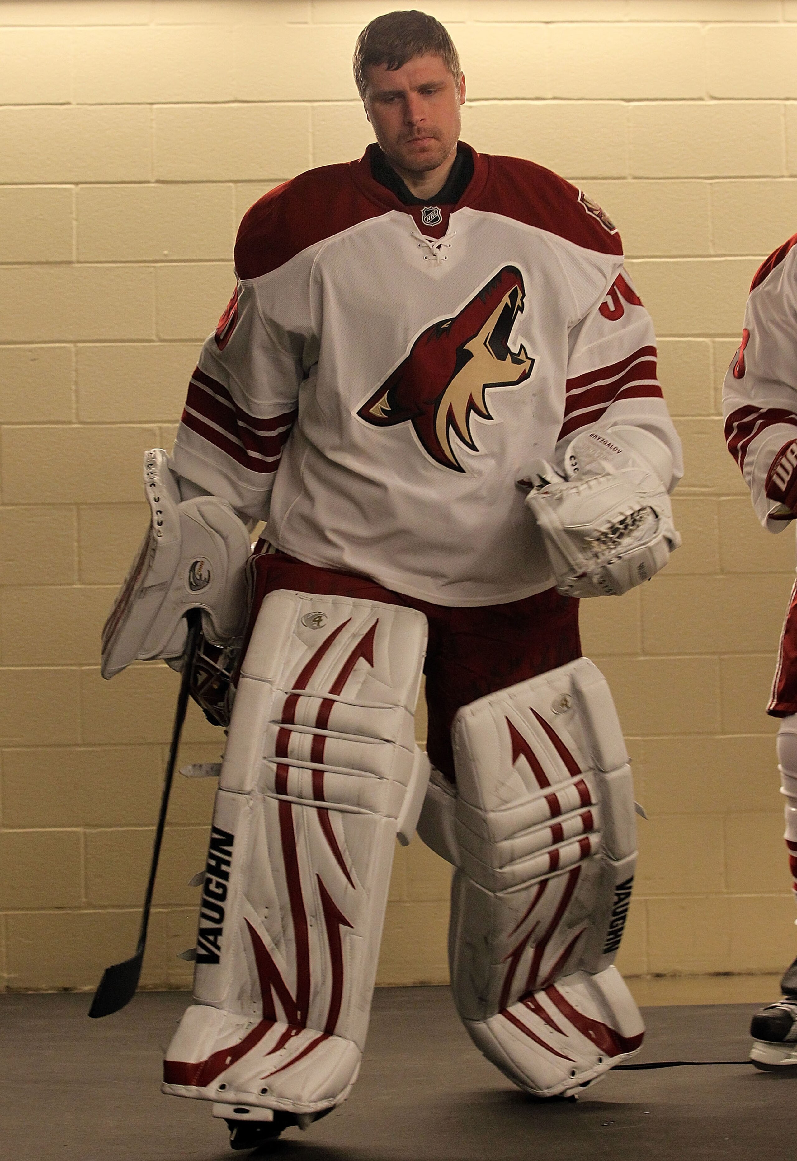DALLAS, TX - FEBRUARY 09:  Goaltender Ilya Bryzgalov #30 of the Phoenix Coyotes at American Airlines Center on February 9, 2011 in Dallas, Texas.  (Photo by Ronald Martinez/Getty Images)