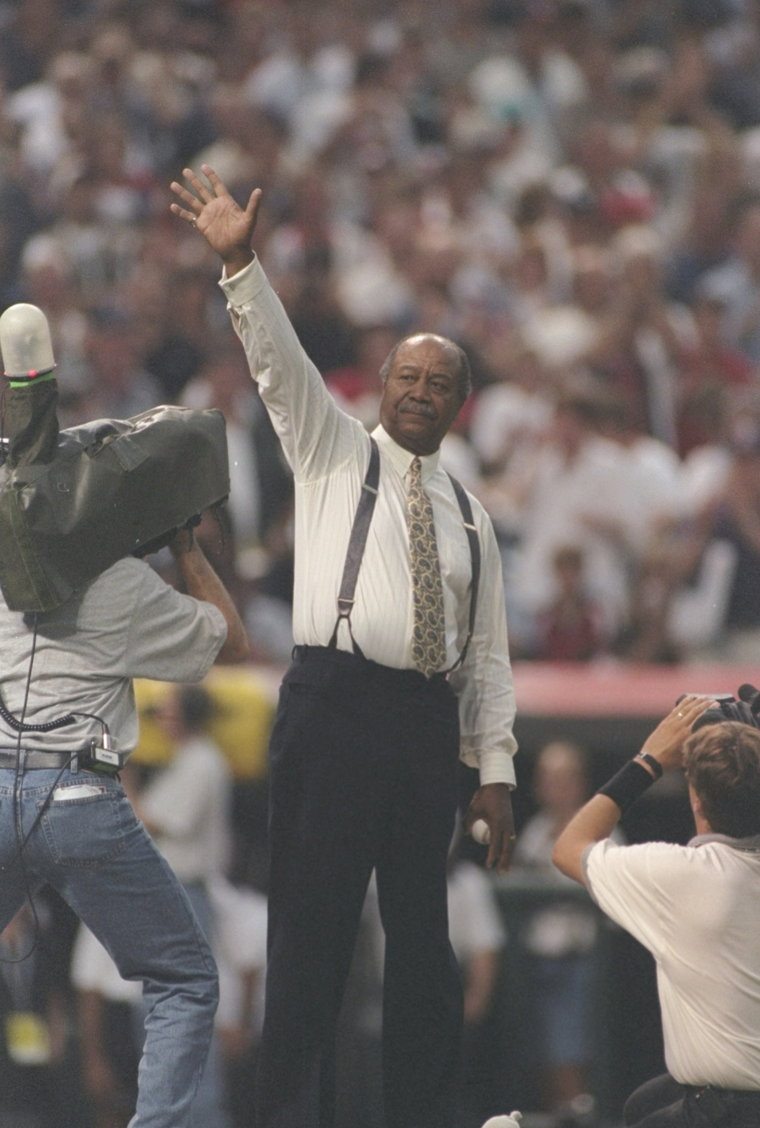 8 Jul 1997: Larry Doby throws the first pitch to start the All-Star Game at Jacobs Field in Cleveland, Ohio. Mandatory Credit: Doug Pensinger /Allsport 8 Jul 1997: Larry Doby throws the first pitch to start the All-Star Game at Jacobs Field in Cleveland, Ohio. Mandatory Credit: Doug Pensinger /Allsport