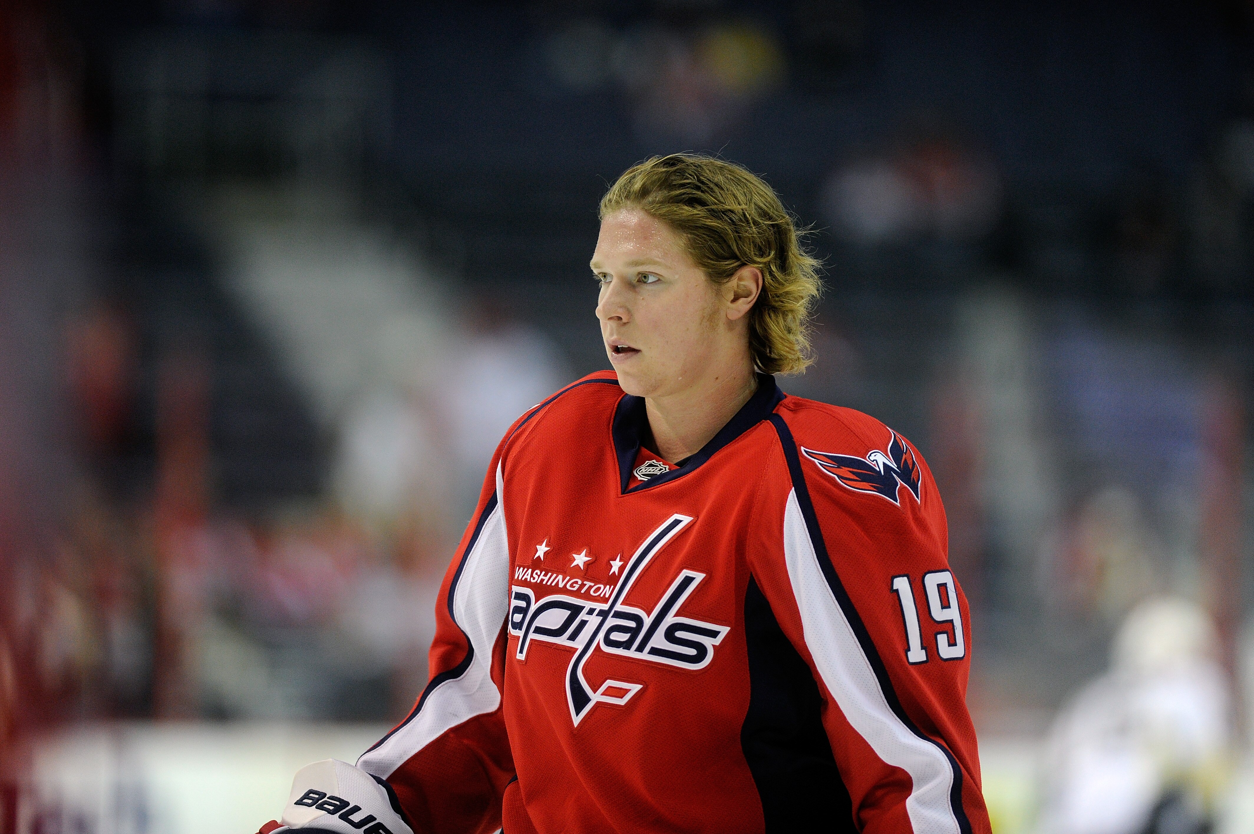 WASHINGTON, DC - FEBRUARY 06:  Nicklas Backstrom #19 of the Washington Capitals warms up before the game against the Pittsburgh Penguins at the Verizon Center on February 6, 2011 in Washington, DC.  (Photo by Greg Fiume/Getty Images)