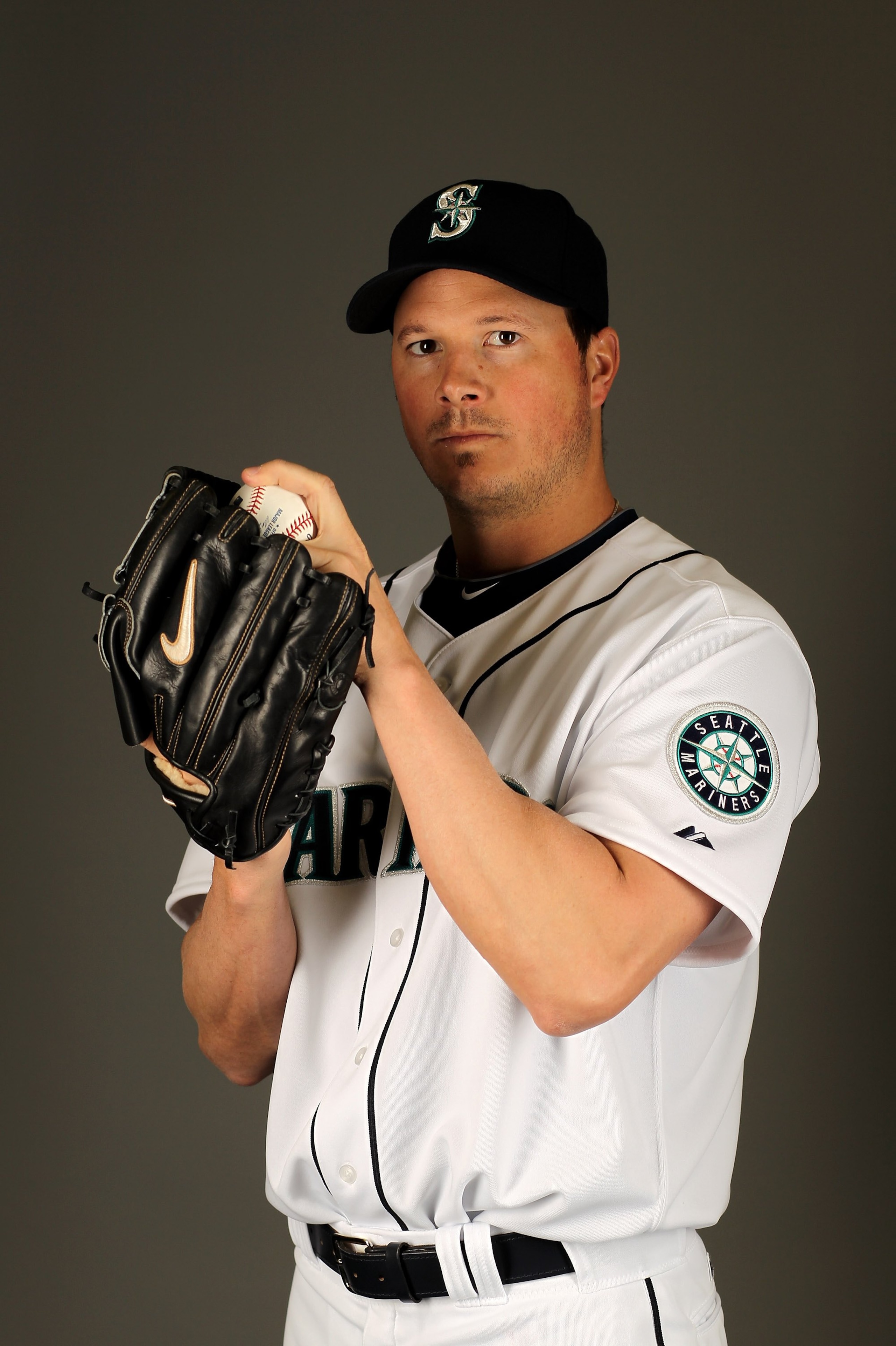 PEORIA, AZ - FEBRUARY 25:  Erik Bedard of the Seattle Mariners poses during photo media day at the Mariners spring training complex on February 25, 2010 in Peoria, Arizona.  (Photo by Ezra Shaw/Getty Images)