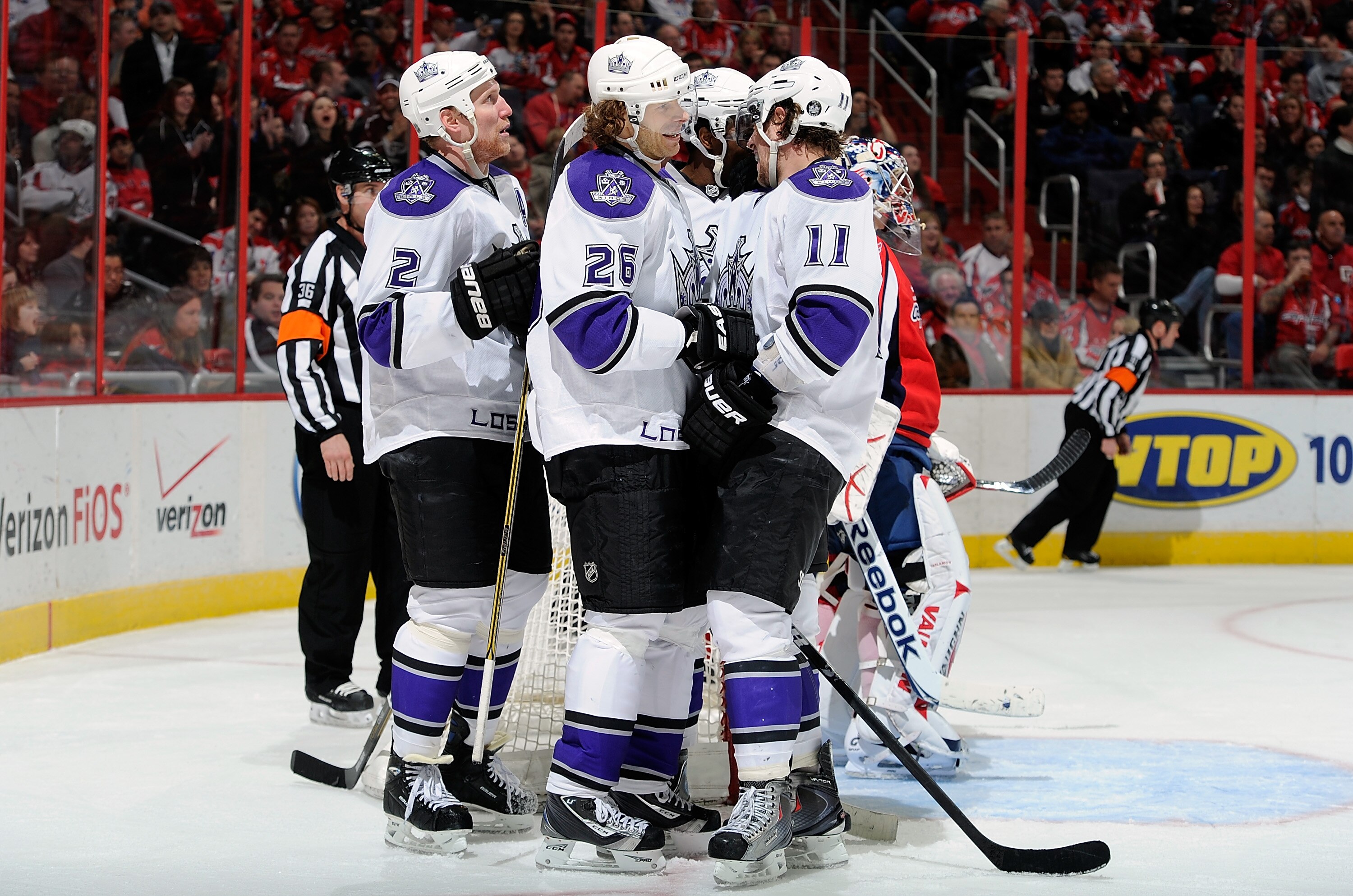 WASHINGTON, DC - FEBRUARY 12:  Michal Handzus #26 of the Los Angeles Kings celebrates with teammates after scoring in the thrid period against the Washington Capitals at the Verizon Center on February 12, 2011 in Washington, DC.  The Kings won the game 4-