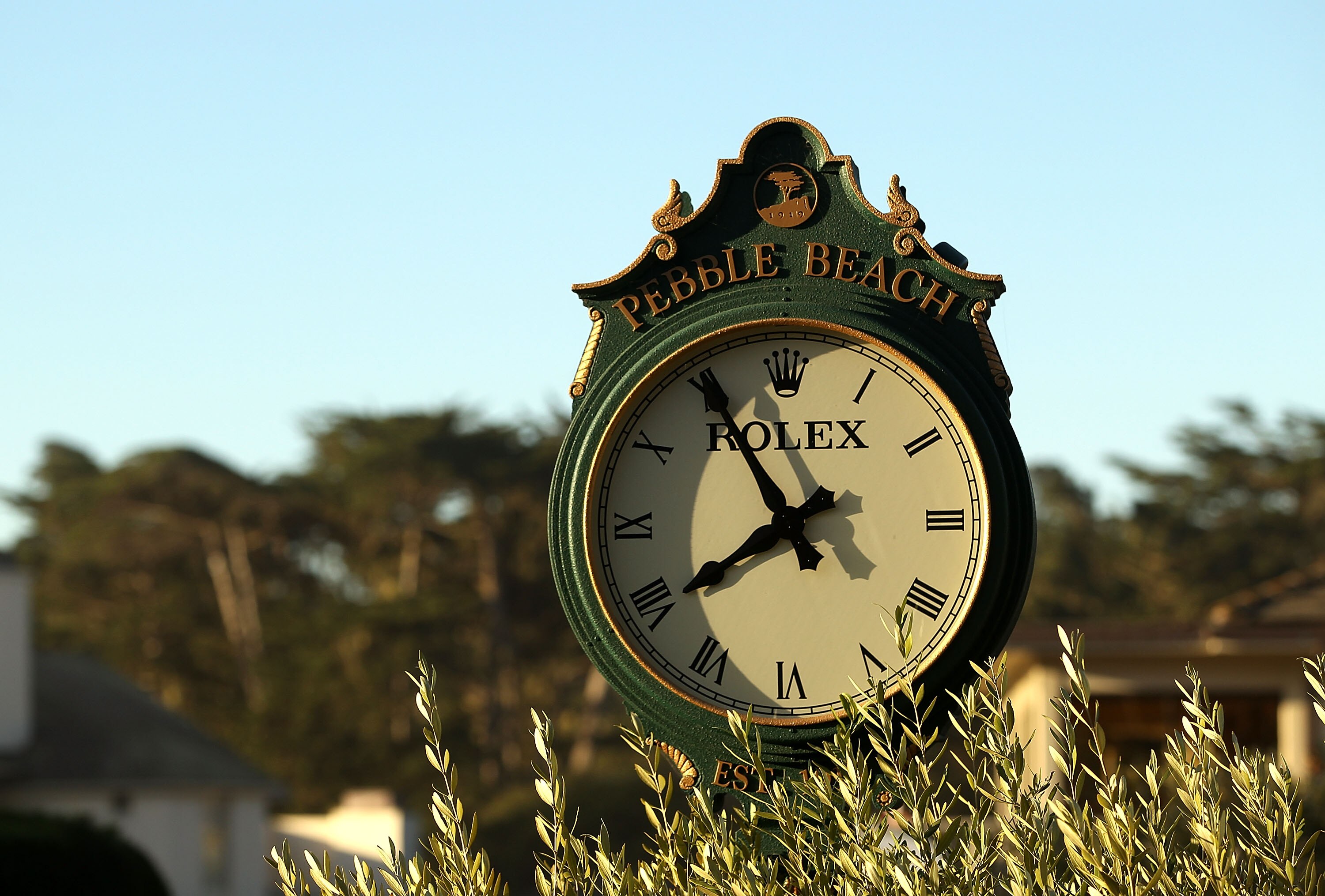 PEBBLE BEACH, CA - FEBRUARY 12:  The Rolex clock next to the first hole tee box at the AT&T Pebble Beach National Pro-Am at the Pebble Beach Golf Links on February 12, 2011 in Pebble Beach, California  (Photo by Ezra Shaw/Getty Images)