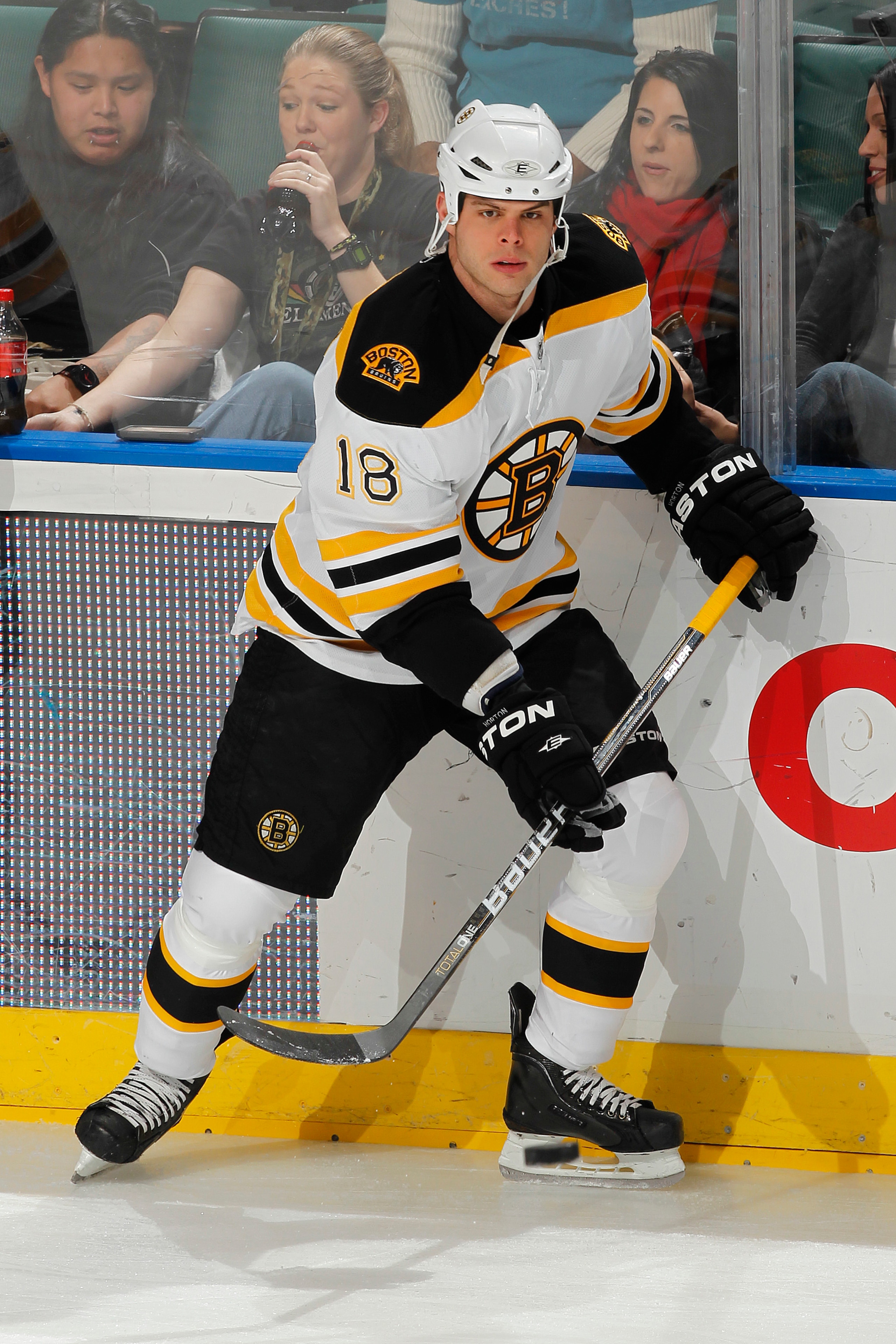 SUNRISE, FL - DECEMBER 27: Nathan Horton #18 of the Boston Bruins warms up prior to the game against the Florida Panthers  on December 27, 2010 at the BankAtlantic Center in Sunrise, Florida. The Bruins defeated the Panthers 3-2 in a shoot-out. (Photo by