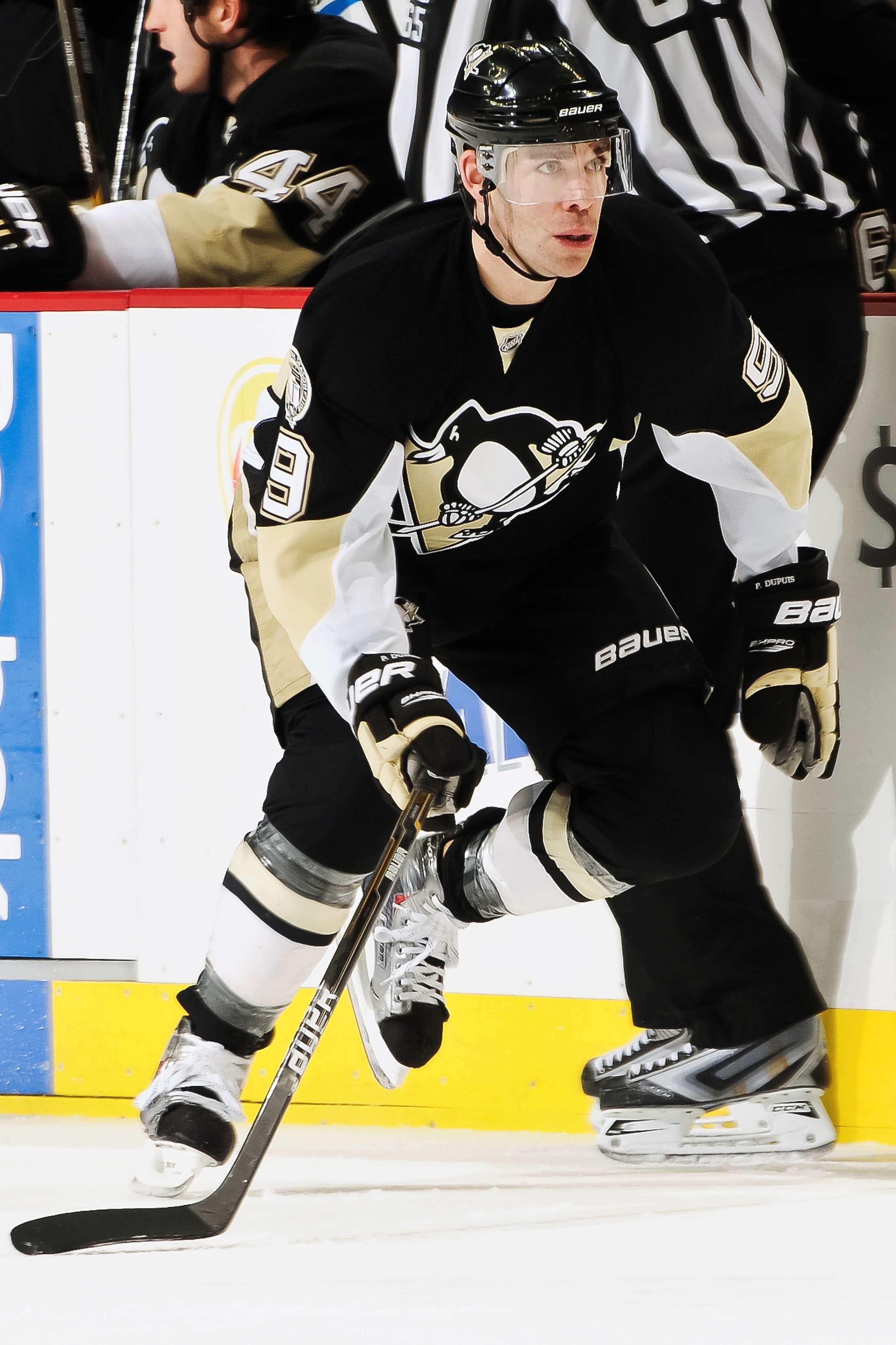 PITTSBURGH, PA - FEBRUARY 8: Pascal Dupuis #9 of the Pittsburgh Penguins skates against the Columbus Blue Jacketson February 8, 2011 at CONSOL Energy Center in Pittsburgh, Pennsylvania. (Photo by Jamie Sabau/Getty Images) PITTSBURGH, PA - FEBRUARY 8: Pascal Dupuis #9 of the Pittsburgh Penguins skates against the Columbus Blue Jacketson February 8, 2011 at CONSOL Energy Center in Pittsburgh, Pennsylvania. (Photo by Jamie Sabau/Getty Images)