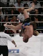 Kevin Randleman delivering a monster plex on Fedor