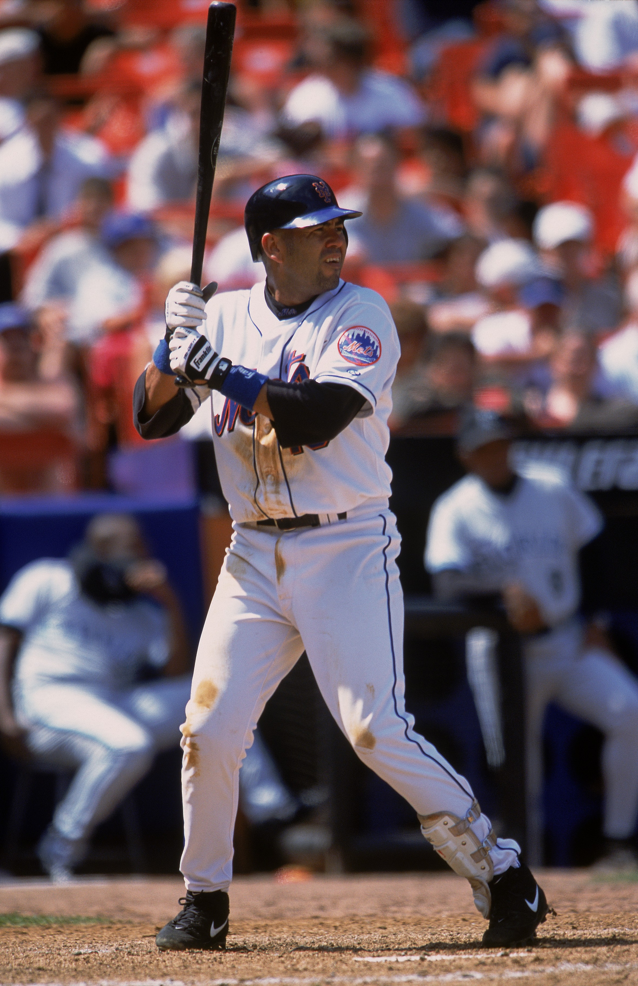 19 Jul 2001:  Edgardo Alfonzo #13 of the New York Mets at bat during the game against the Florida Marlins at Shea Stadium in Flushing, New York. The Marlins defeated the Mets 8-3.Mandatory Credit: Ezra Shaw  /Allsport