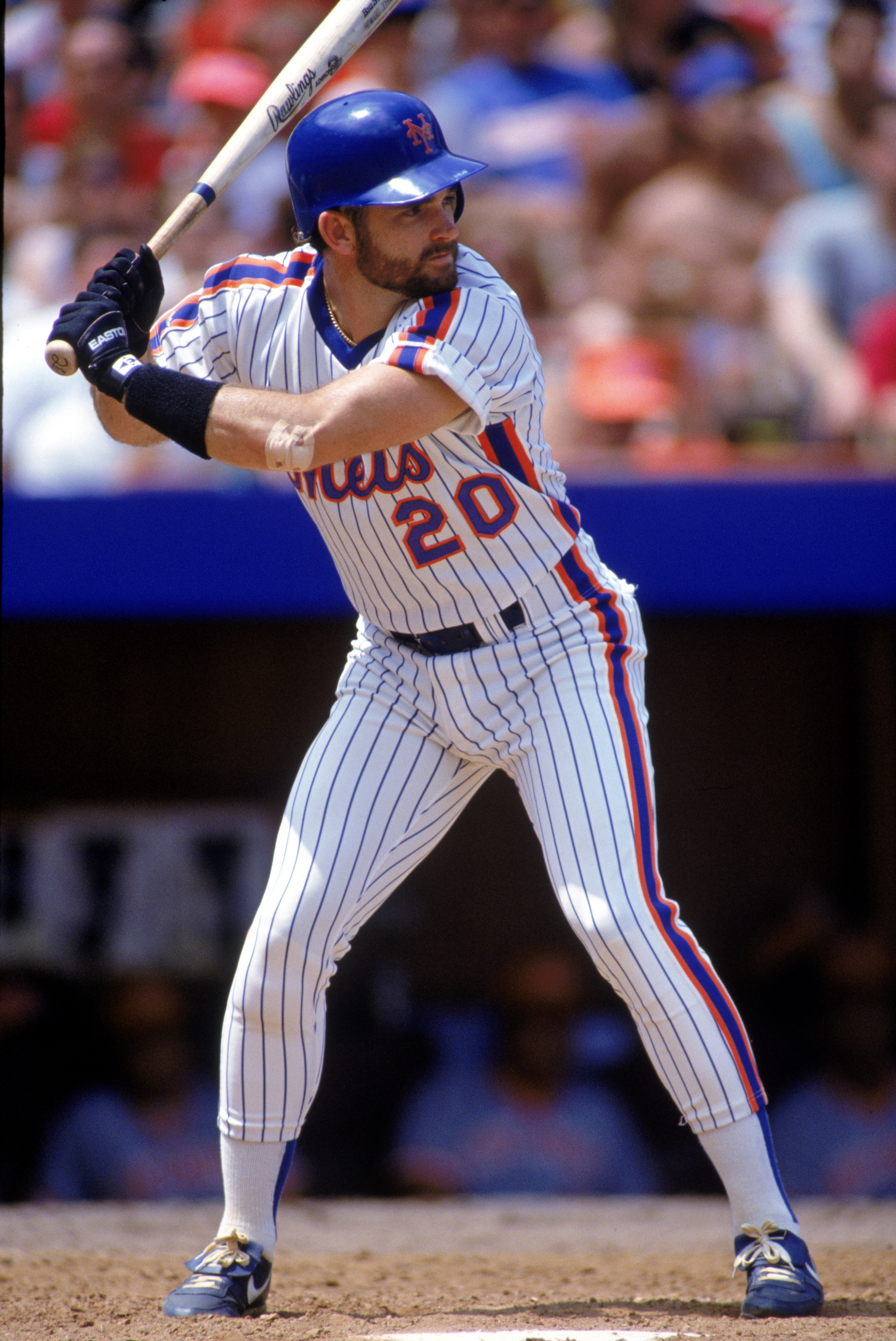 1990: Howard Johnson of the New York Mets stands ready at bat during a game in the 1990 season. ( Photo by: Scott Halleran/Getty Images)